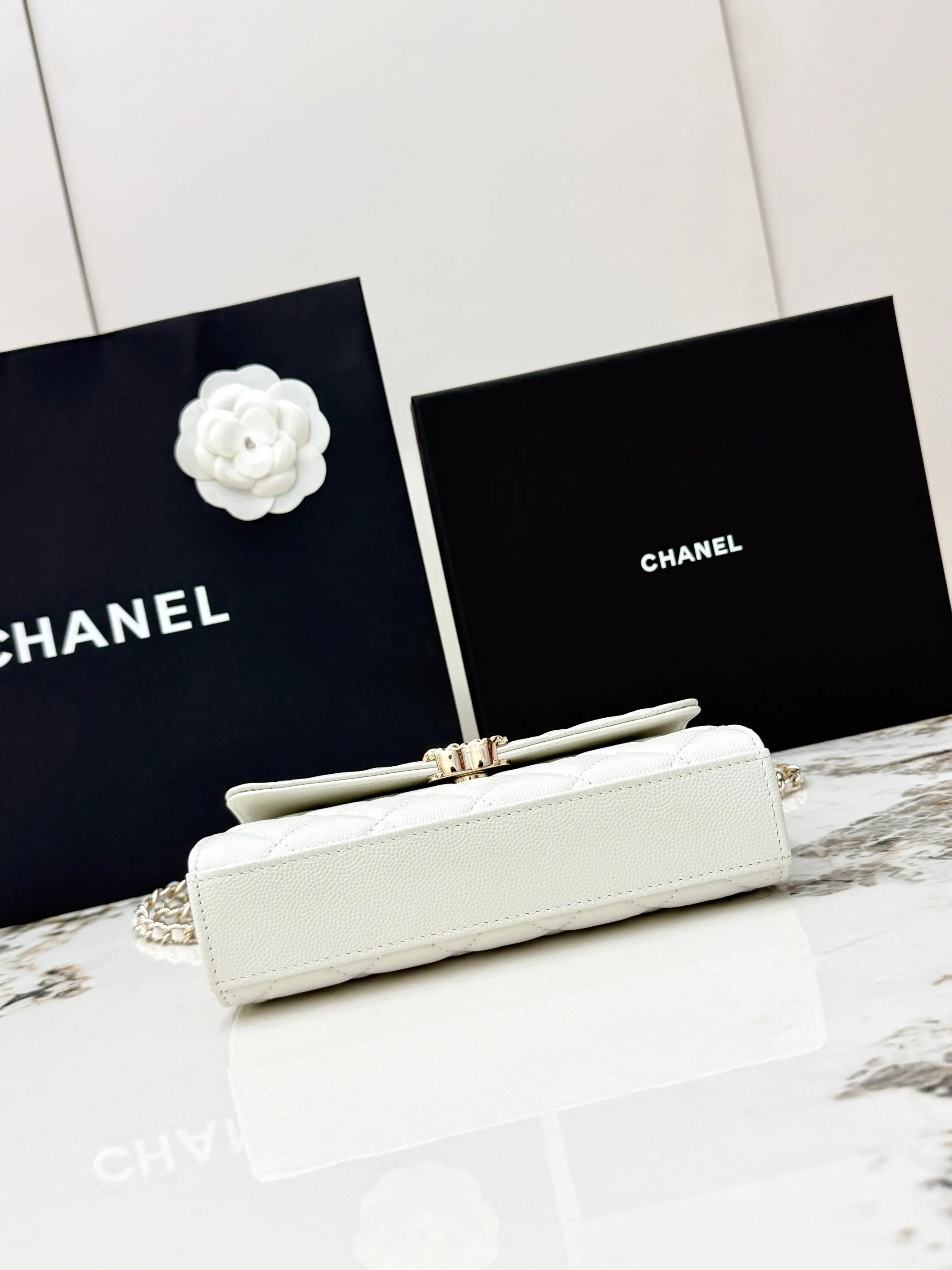 Chanel 白色牛皮Kelly手提包 金链斜挎