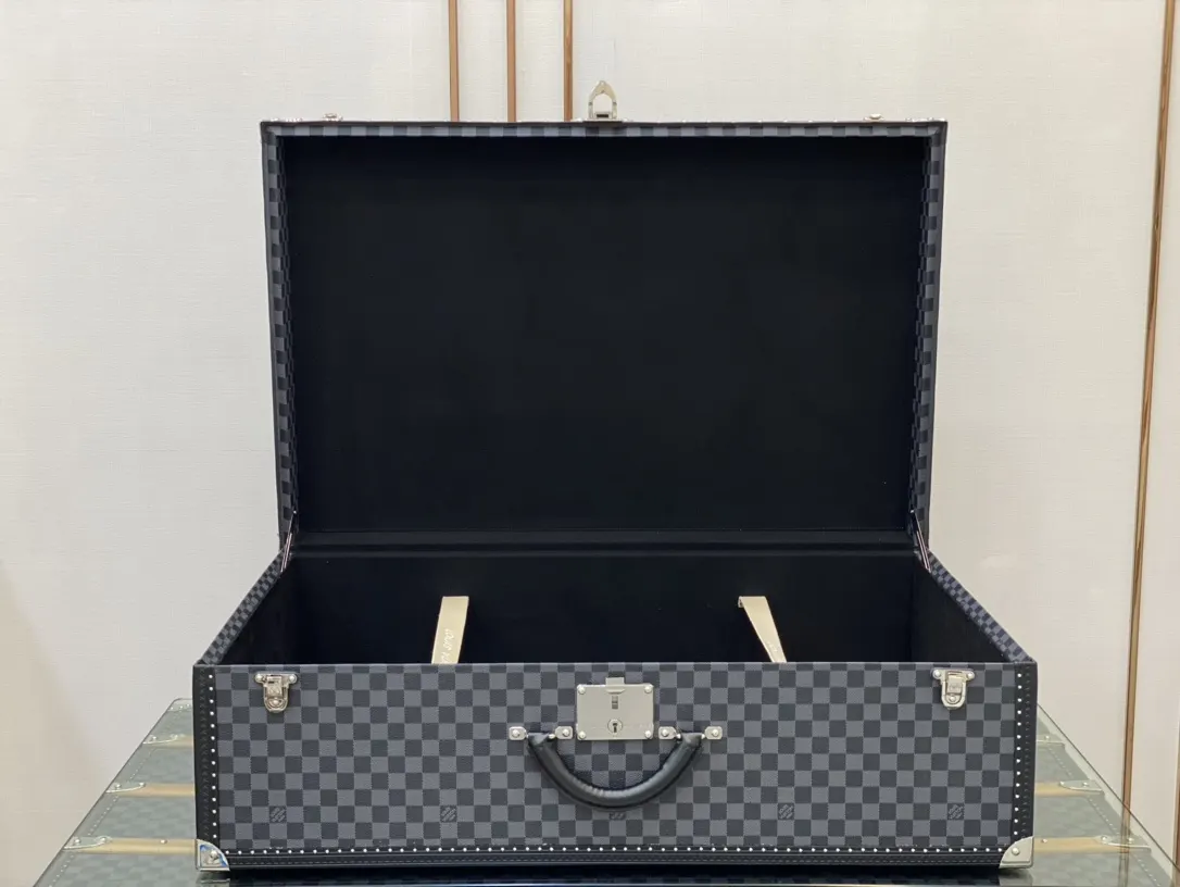 LV 金色 帆布 硬箱 纯铜五金 硬箱 著名的Alz 行李箱 旅行拉杆款 輕便出行款