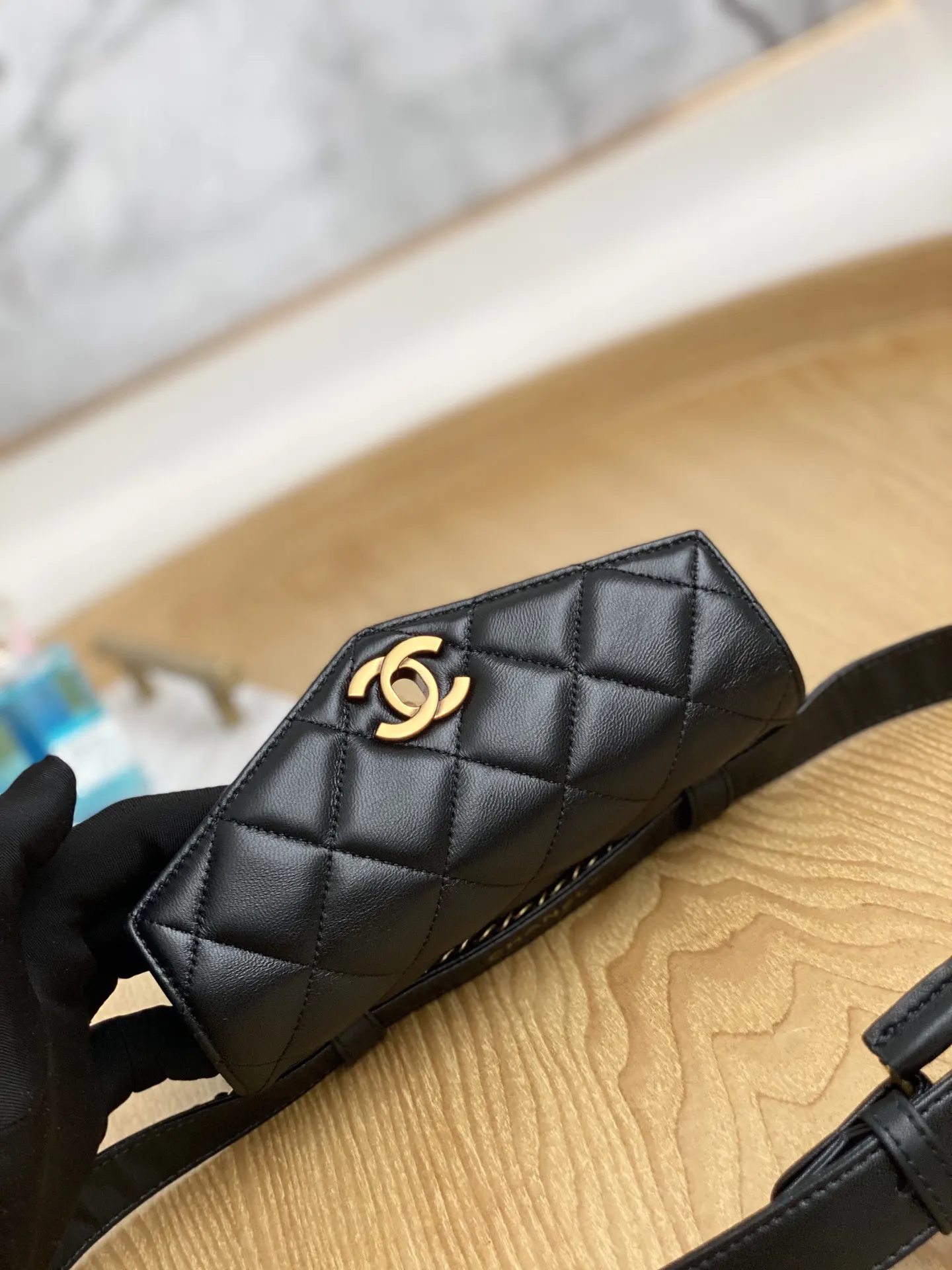 CHANEL 羊皮 真的是美的不要不要的 各种喜欢难以言表 腰包 休闲腰包款