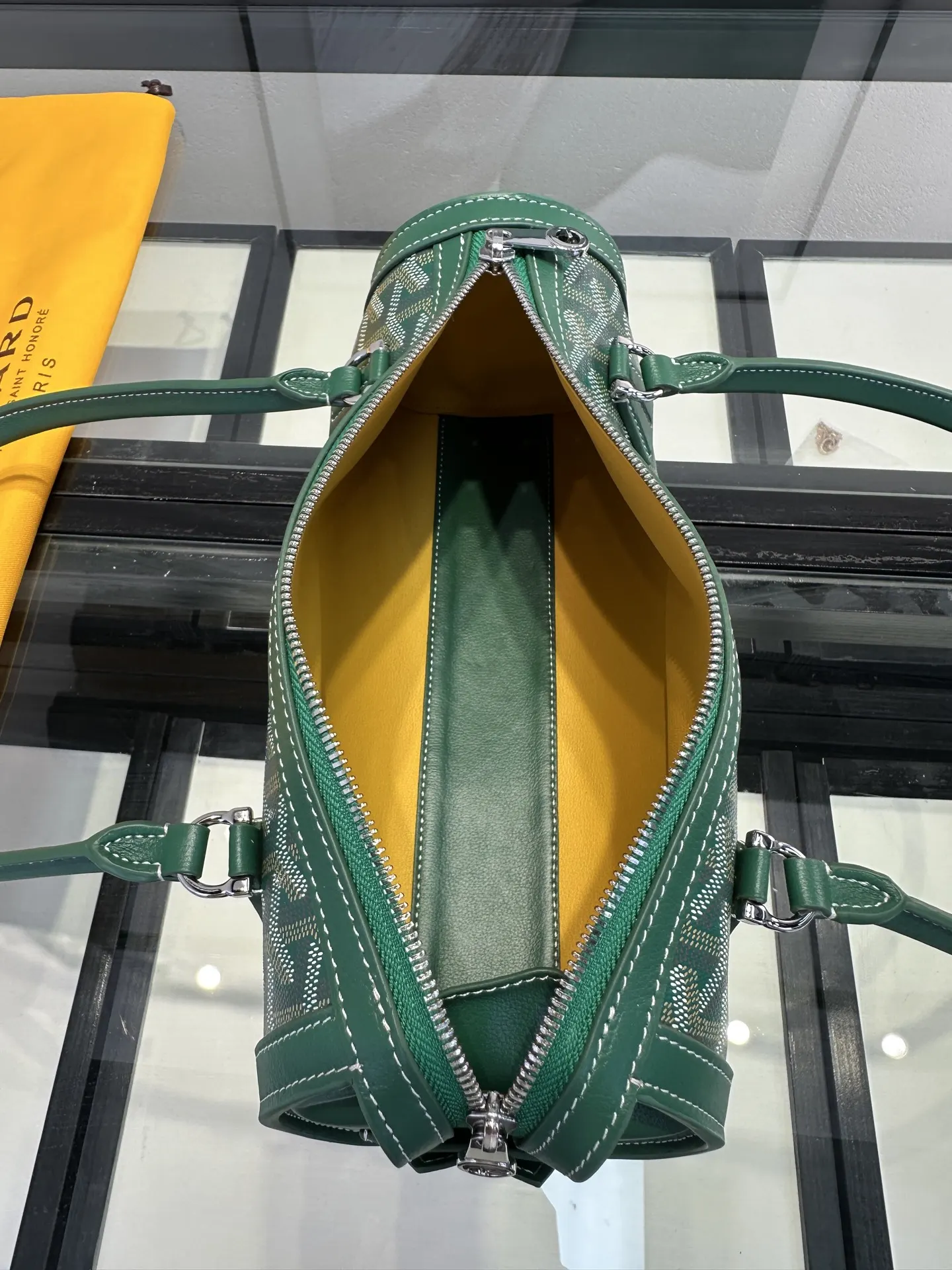 Goyard 绿色 手提随性 腋下时髦 轻松适 通勤约会各种场合 腋下包 复古腋下背款