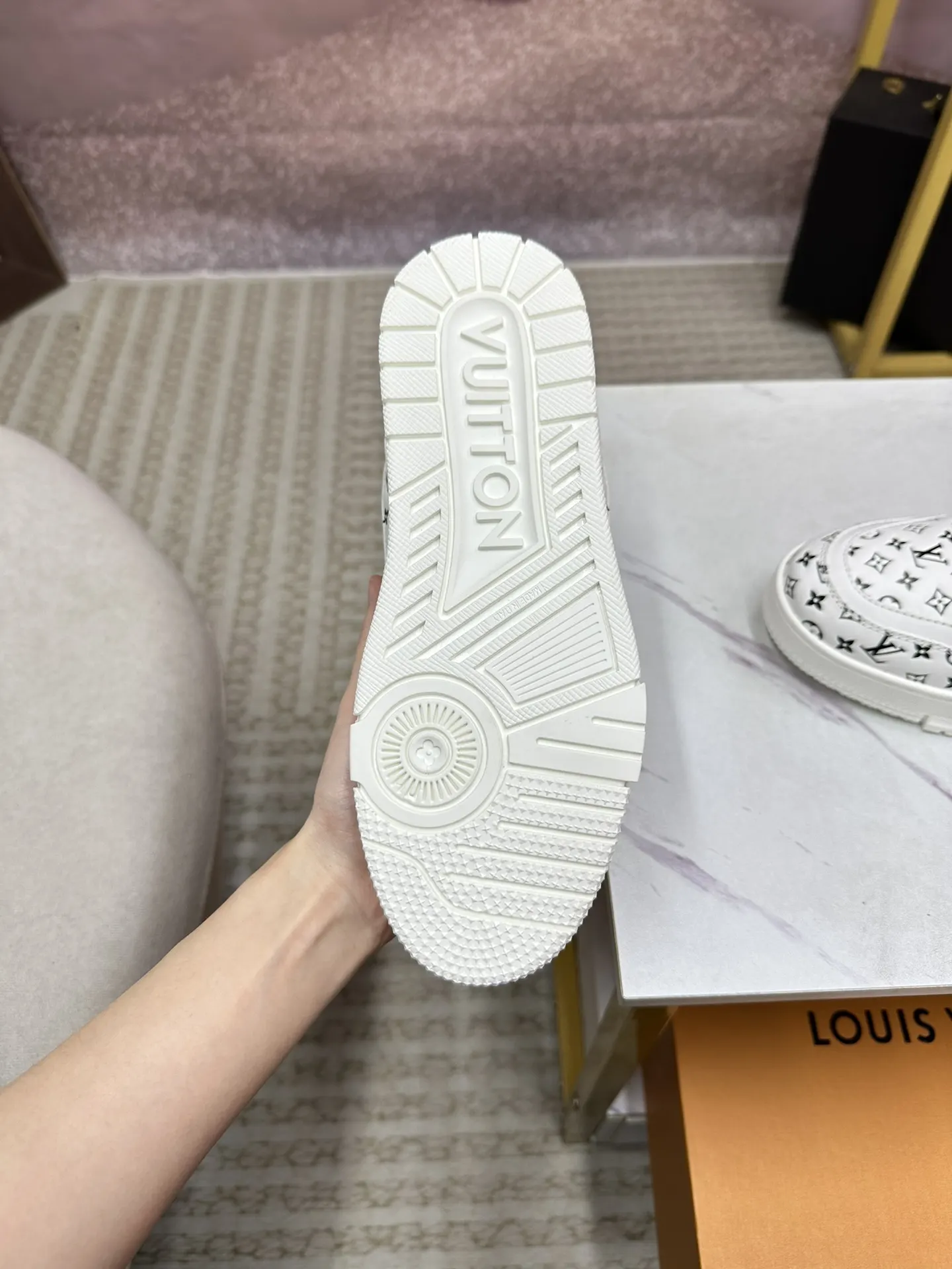 Louis Vuitton Sneakers