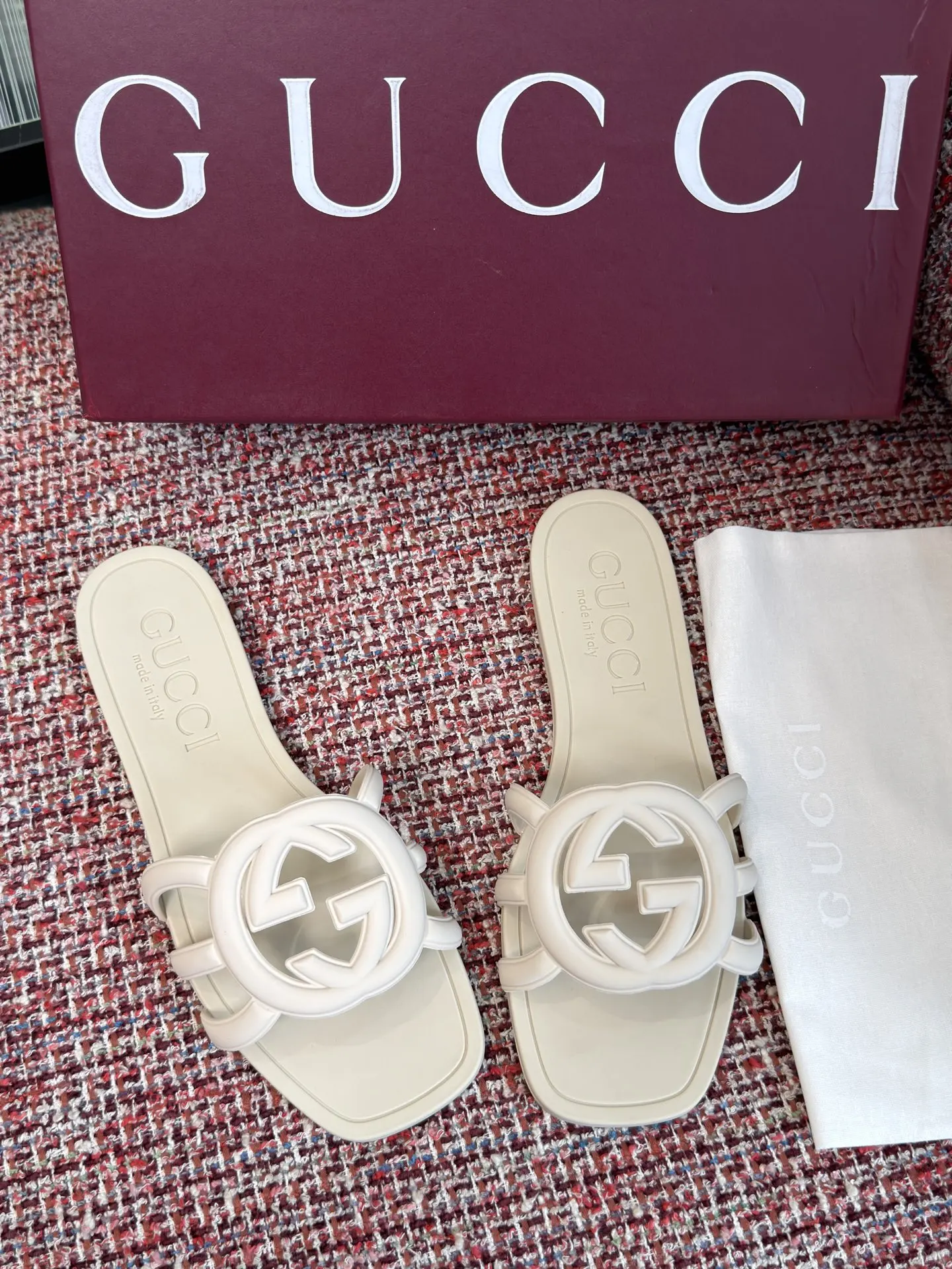 Gucci Interlocking G 米白色凉拖 休闲 运动鞋