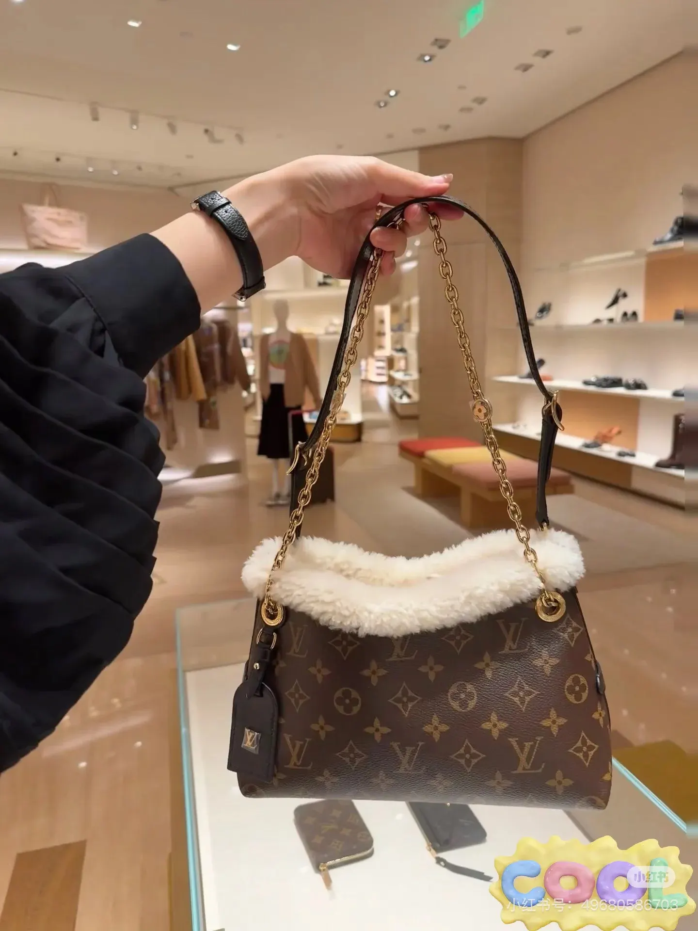 CarryAll 帆布 鏈條包 精致鏈條款