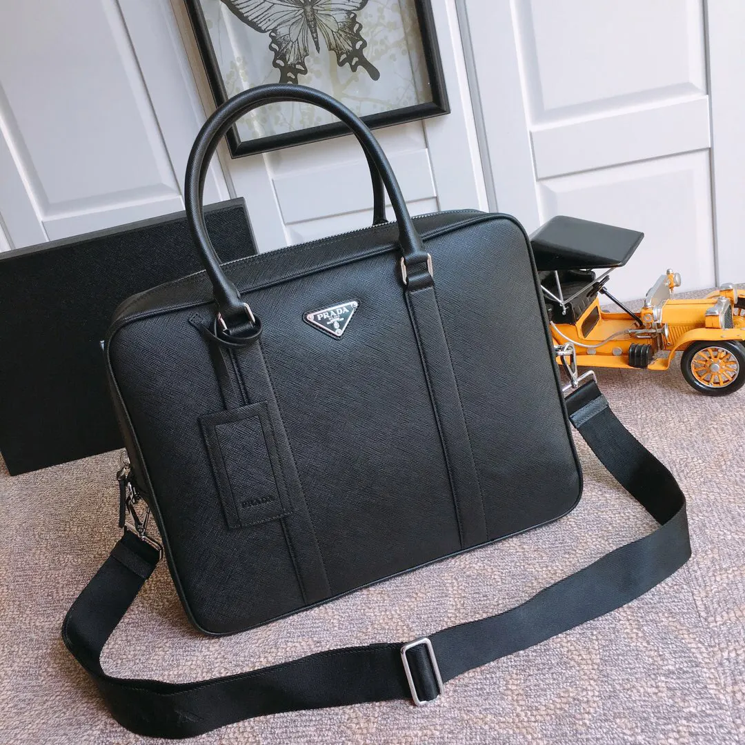 Briefcase Business Commuter Classic Leather
