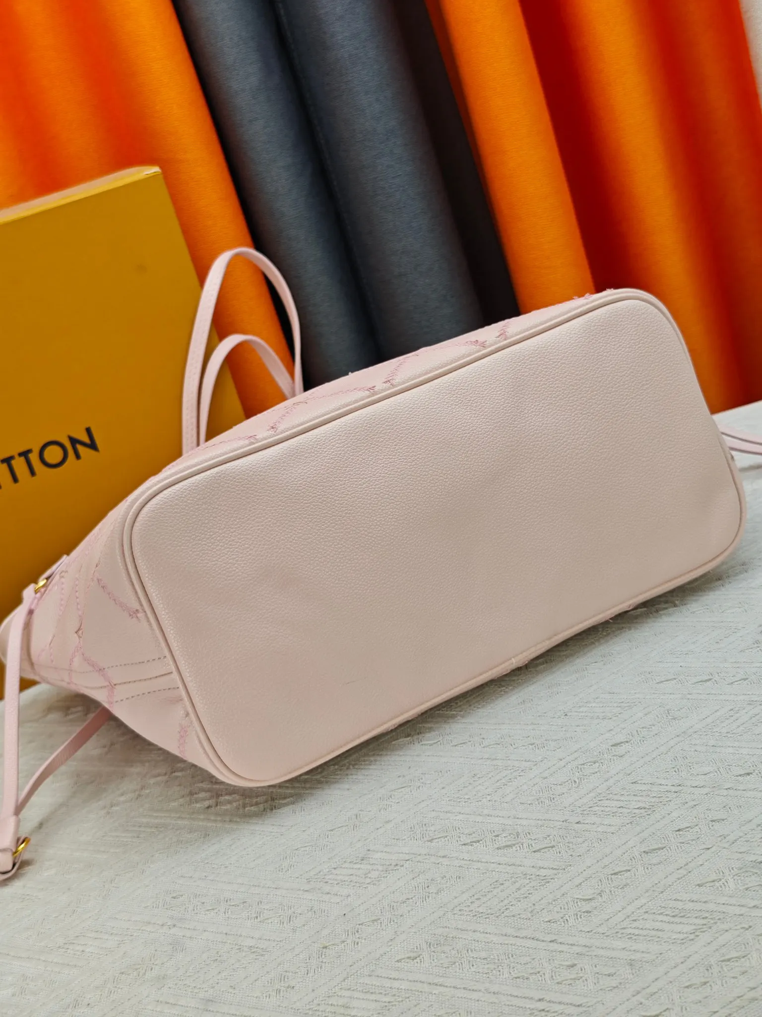 LV Neverfull 杏色 Mo托特包 大容量托特款