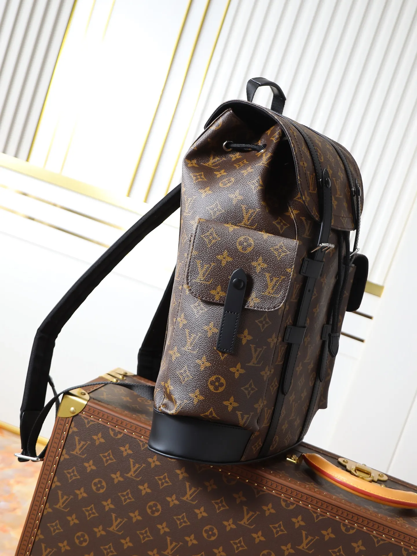 Louis Vuitton Black Monogram Fashion Item Travel Leather