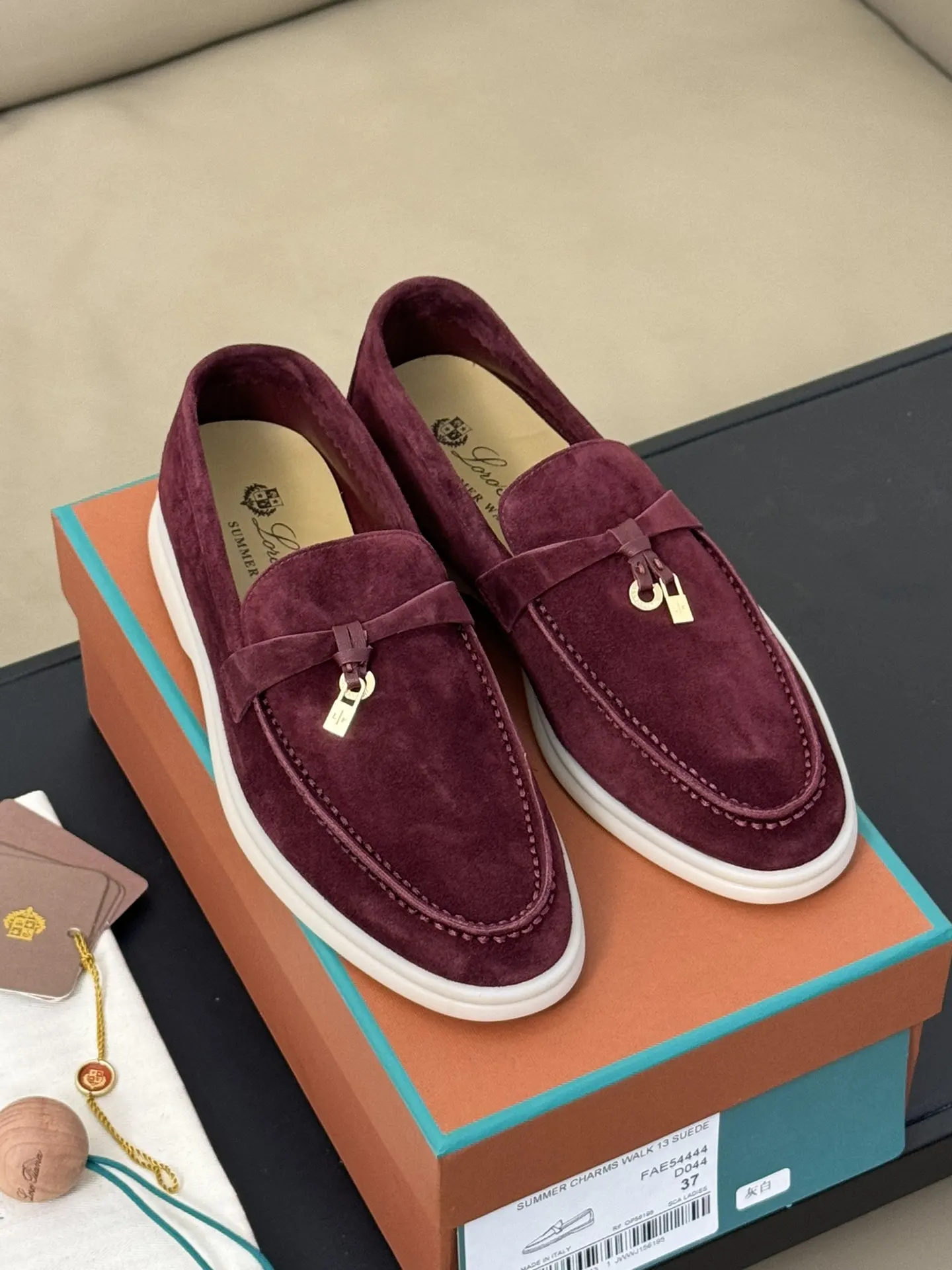 Loro Piana Sneakers Casual Versatile Image 3 Loro Piana Sneakers Casual Versatile Image 3