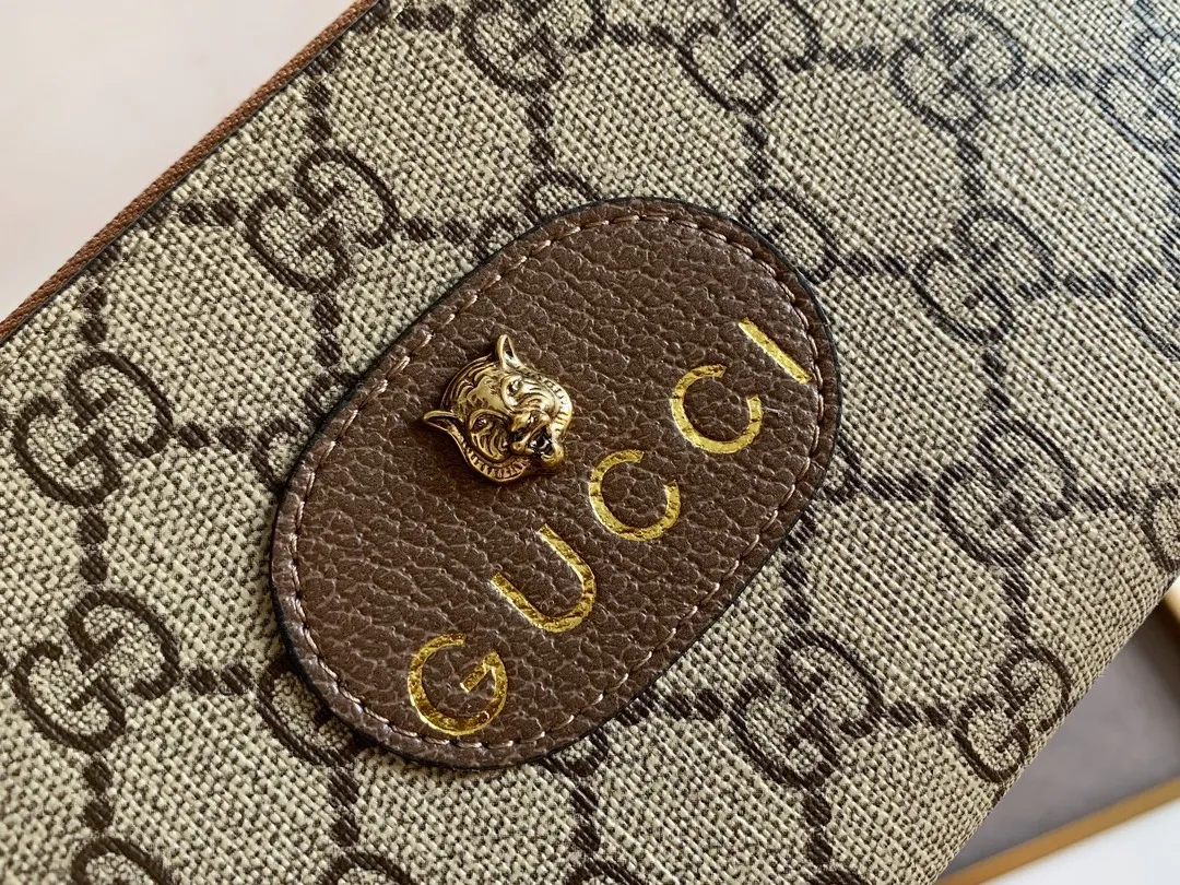 Gucci 皮革钱包 日常收纳款