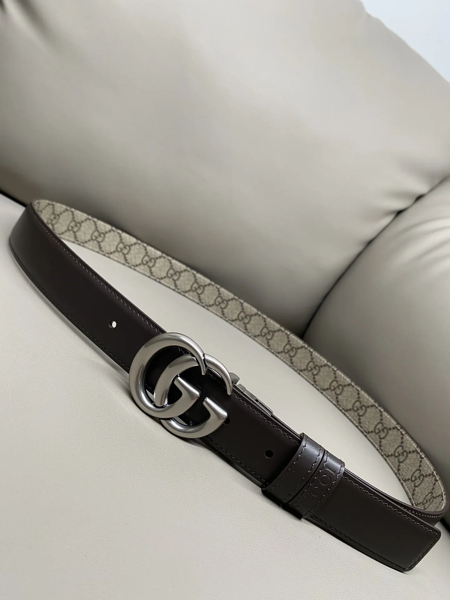 Gucci Marmont Double G Buckle Cowhide Sided Belt Image 3 Gucci Marmont Double G Buckle Cowhide Sided Belt Image 3