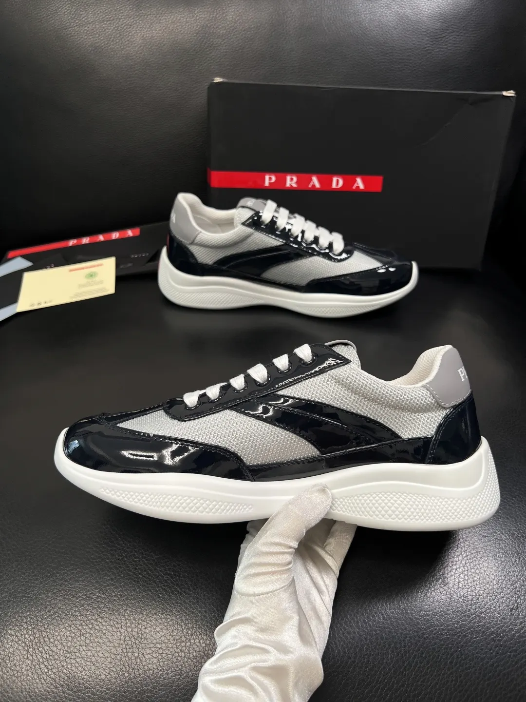PRADA 牛皮 休闲鞋 舒适百搭款