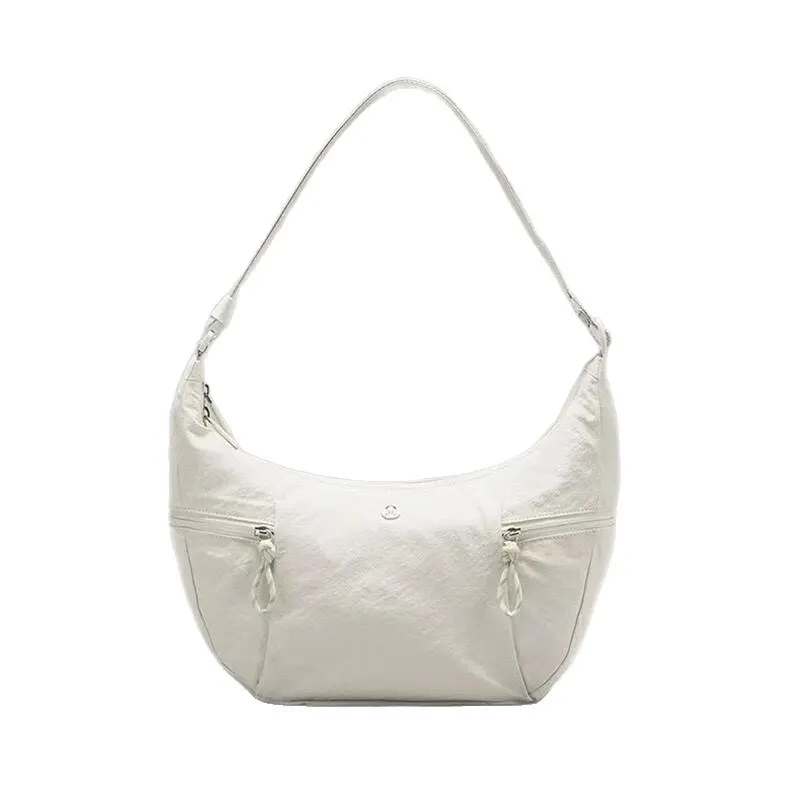 Black White Crossbody Bag Lightweight Casual Versatile Image 5 Black White Crossbody Bag Lightweight Casual Versatile Image 5