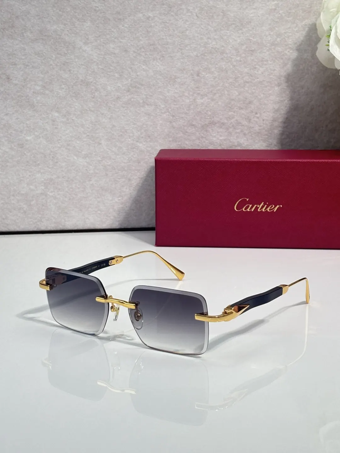 Cartier 墨镜 时尚防晒款 款25