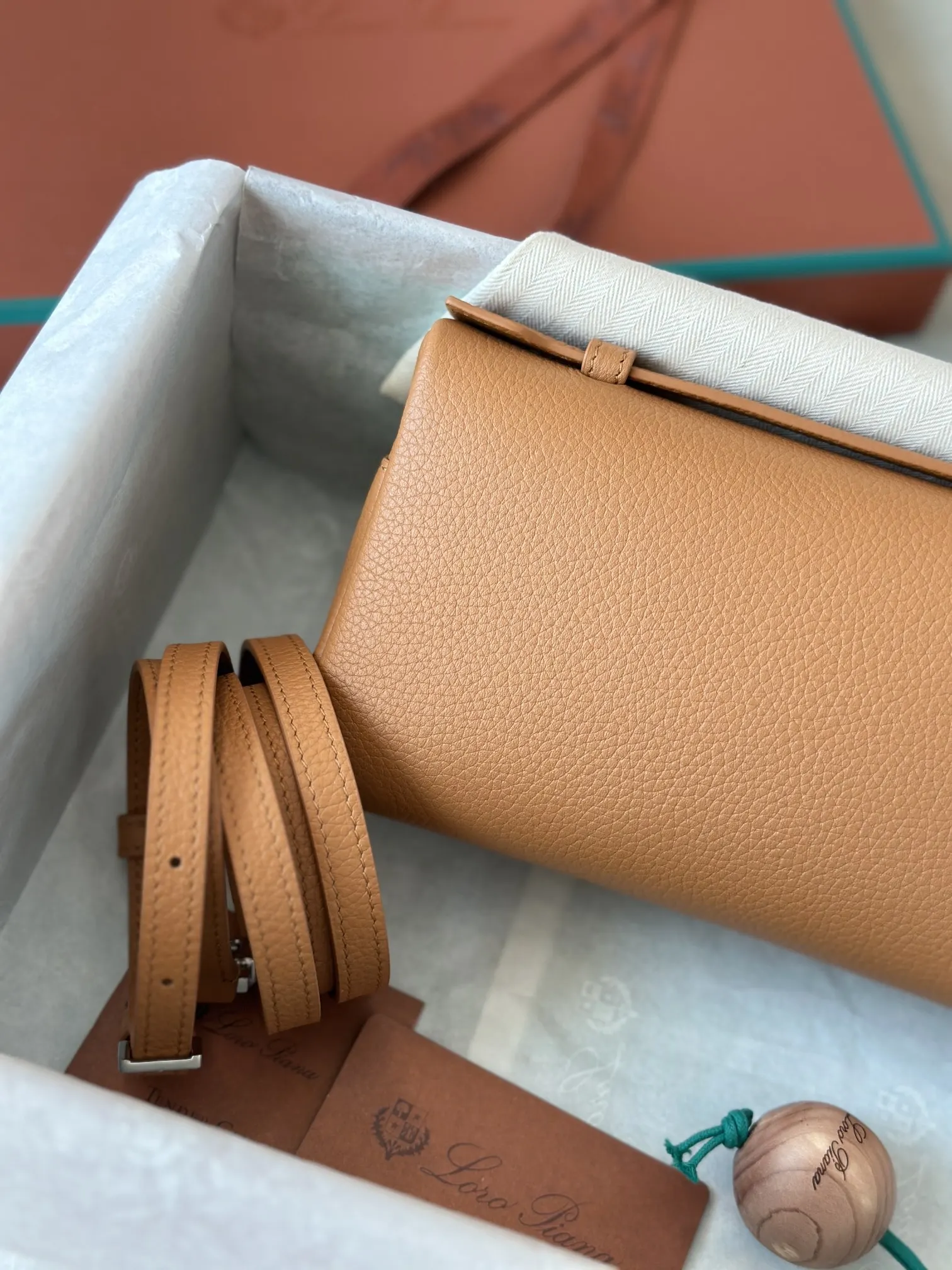 棕色 小牛皮 Loro Piana Extra Poket 手拿包 精致手拿款