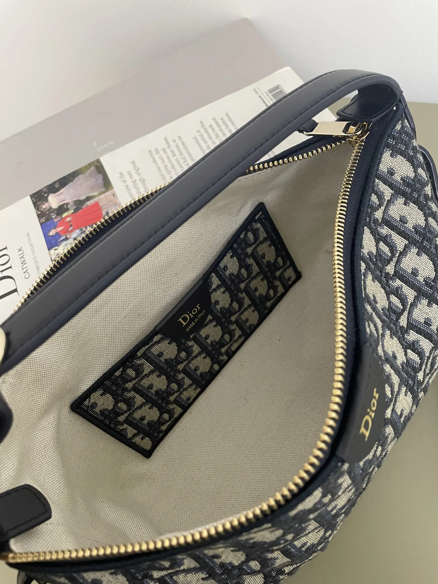 Dior Oblique Black Hobo Bag Image 2 Dior Oblique Black Hobo Bag Image 2