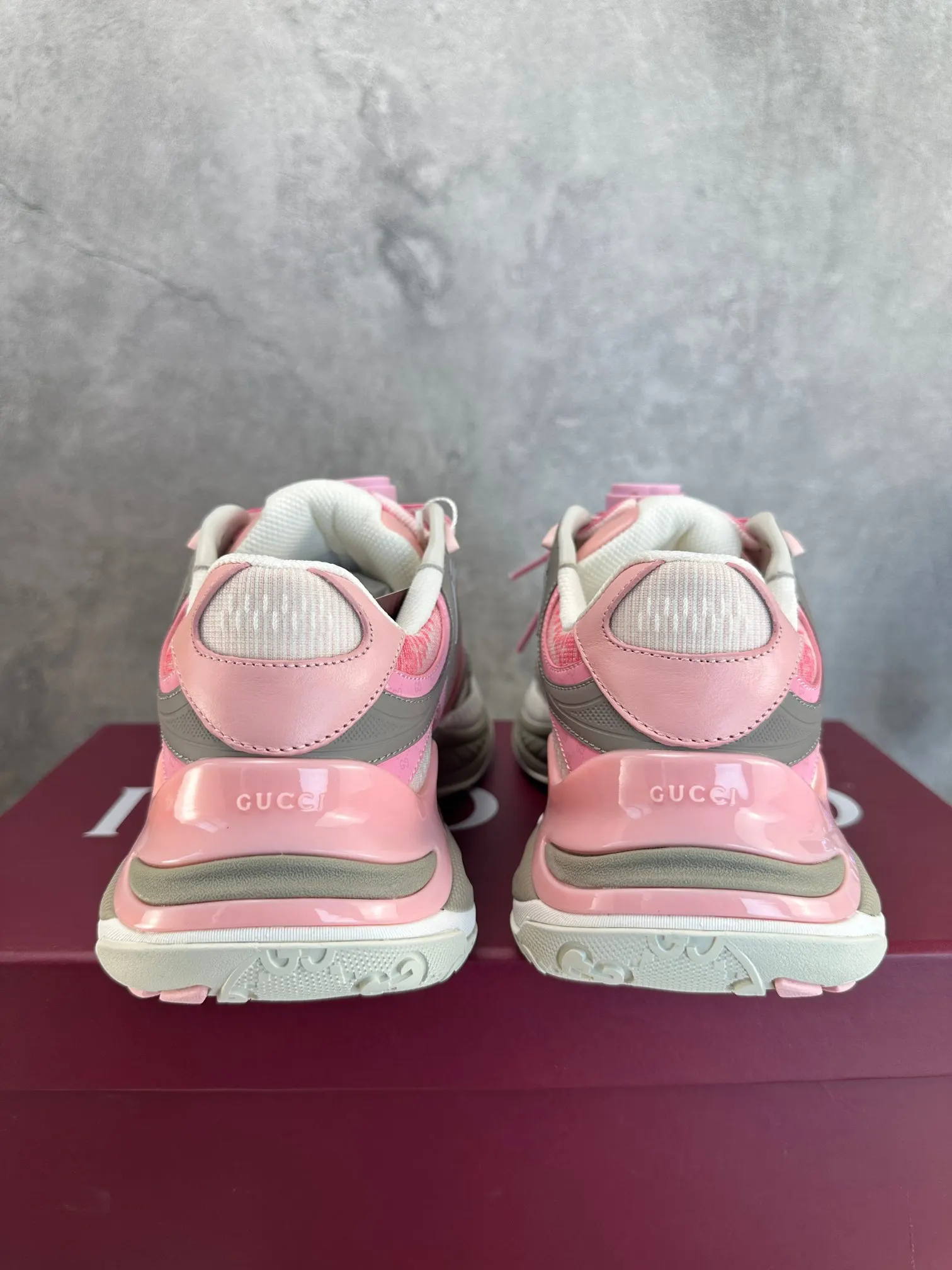 Gucci Logo Sneakers Image 8 Gucci Logo Sneakers Image 8