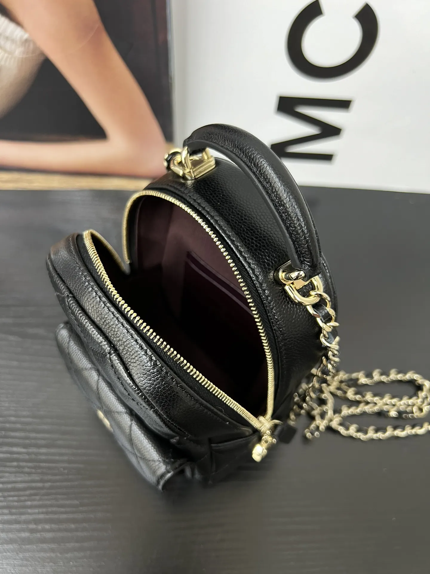 Chanel 黑色牛皮鏈條雙肩包 復古通勤