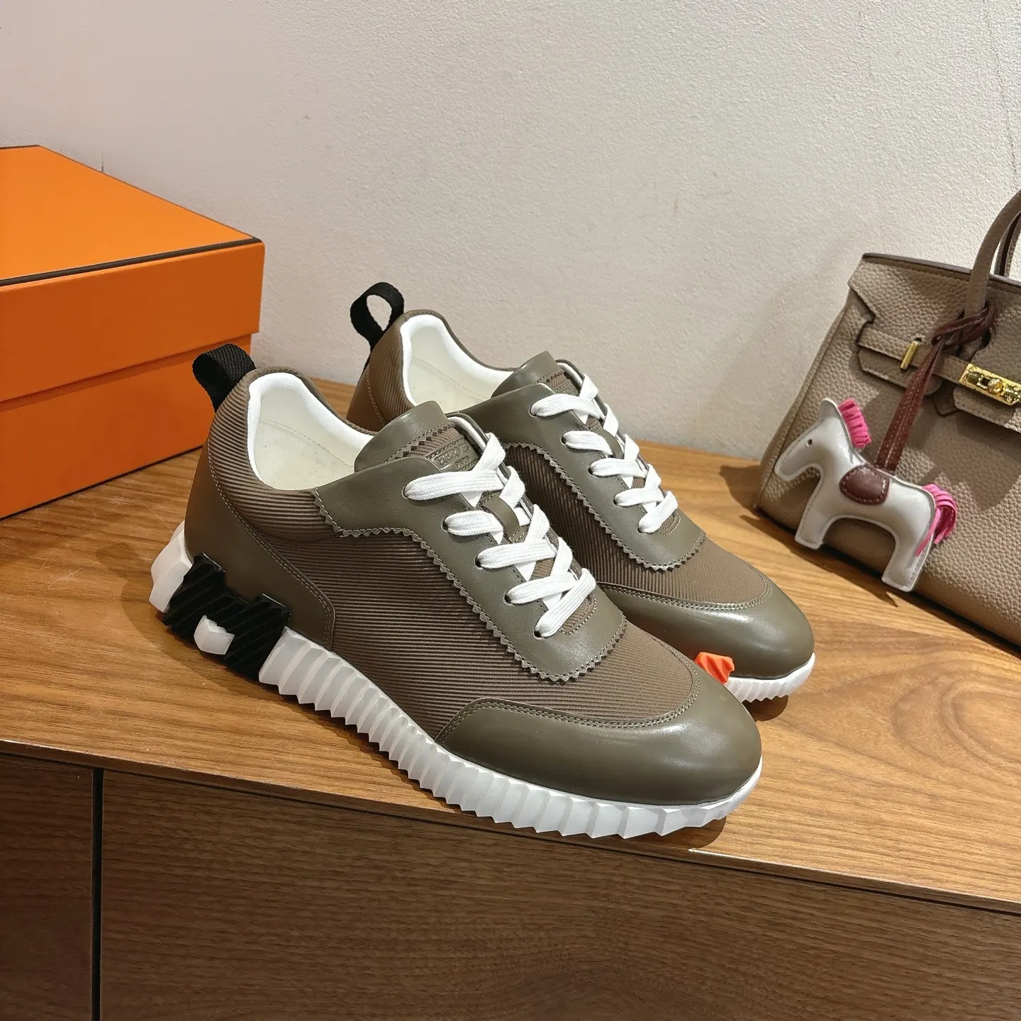 Hermès SS 运动鞋