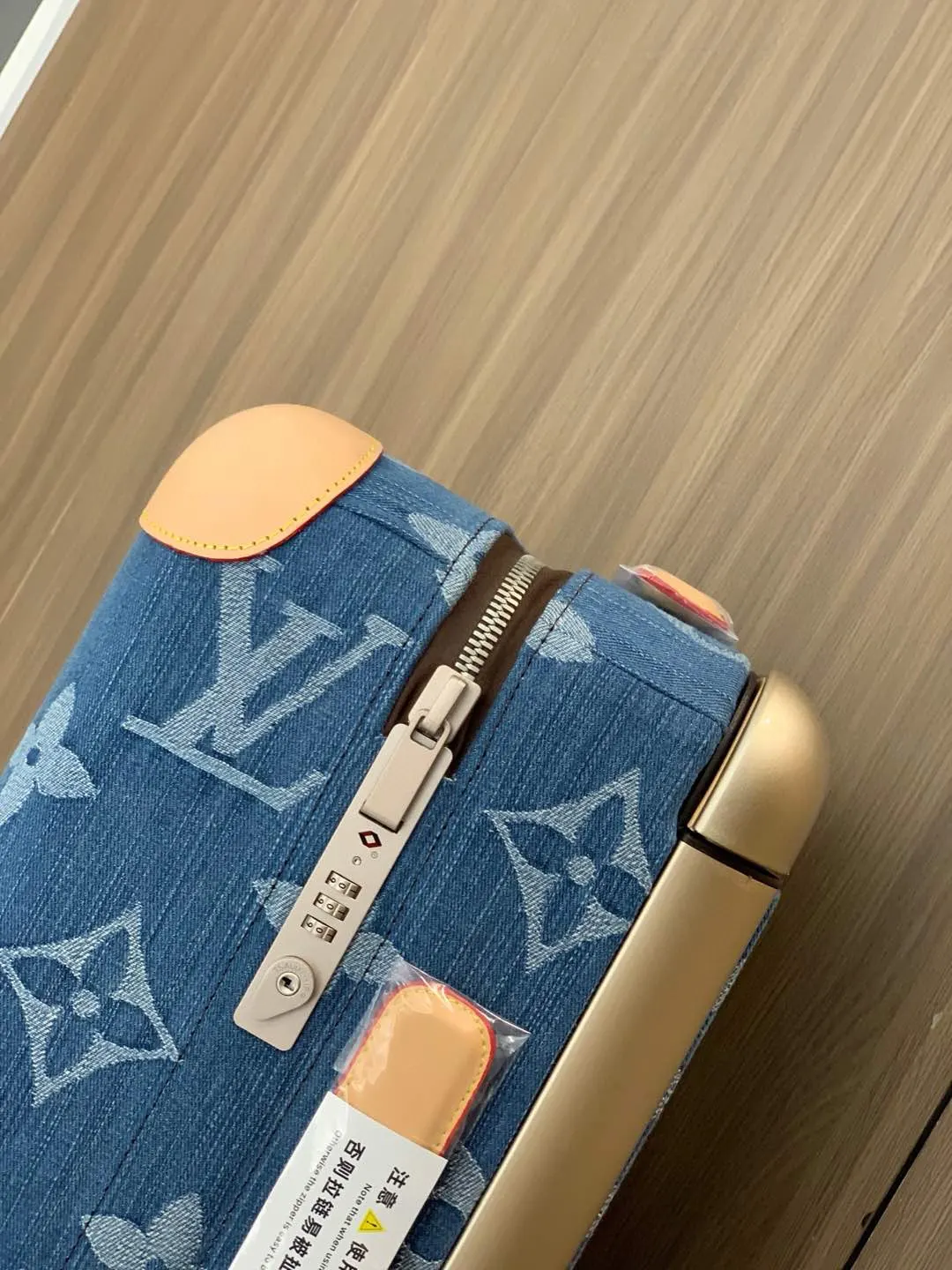 驴牌拉杆箱旅行箱 路易v 变色皮 海关锁 万向 行李箱 旅行拉杆款 輕便出行款