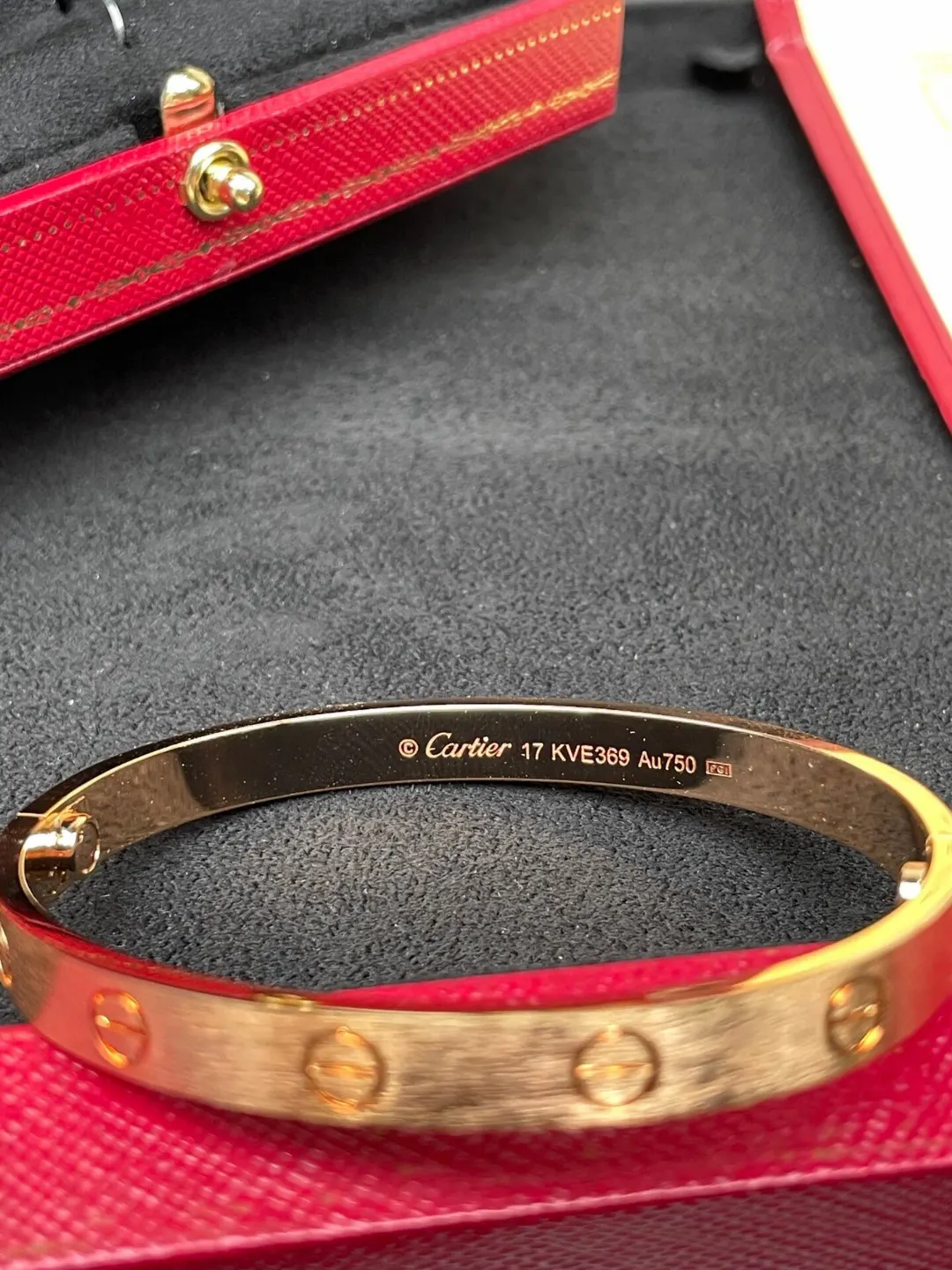 Cartier 手鐲 精致腕饰款