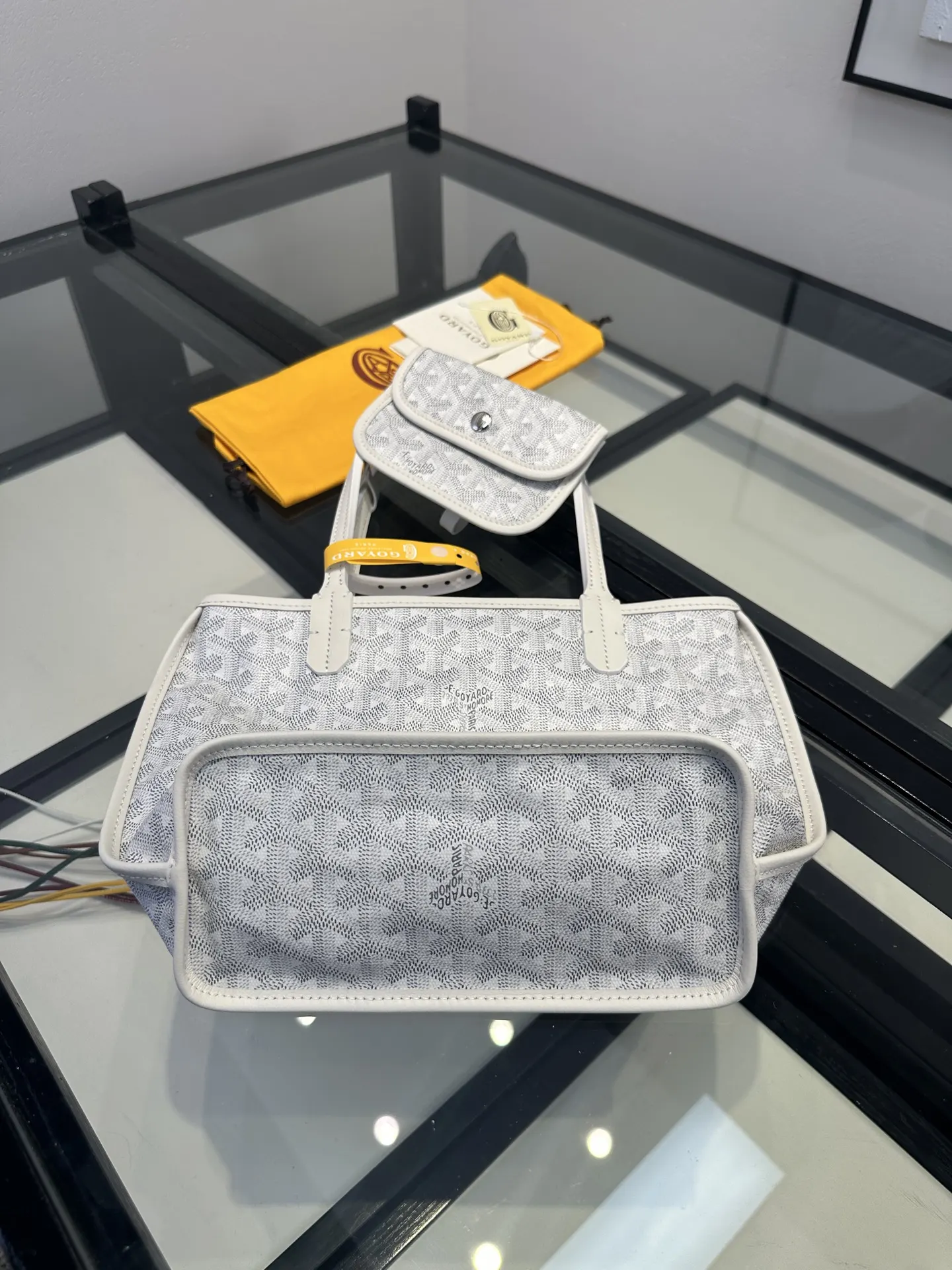 Goyard White Tote Bag Leather