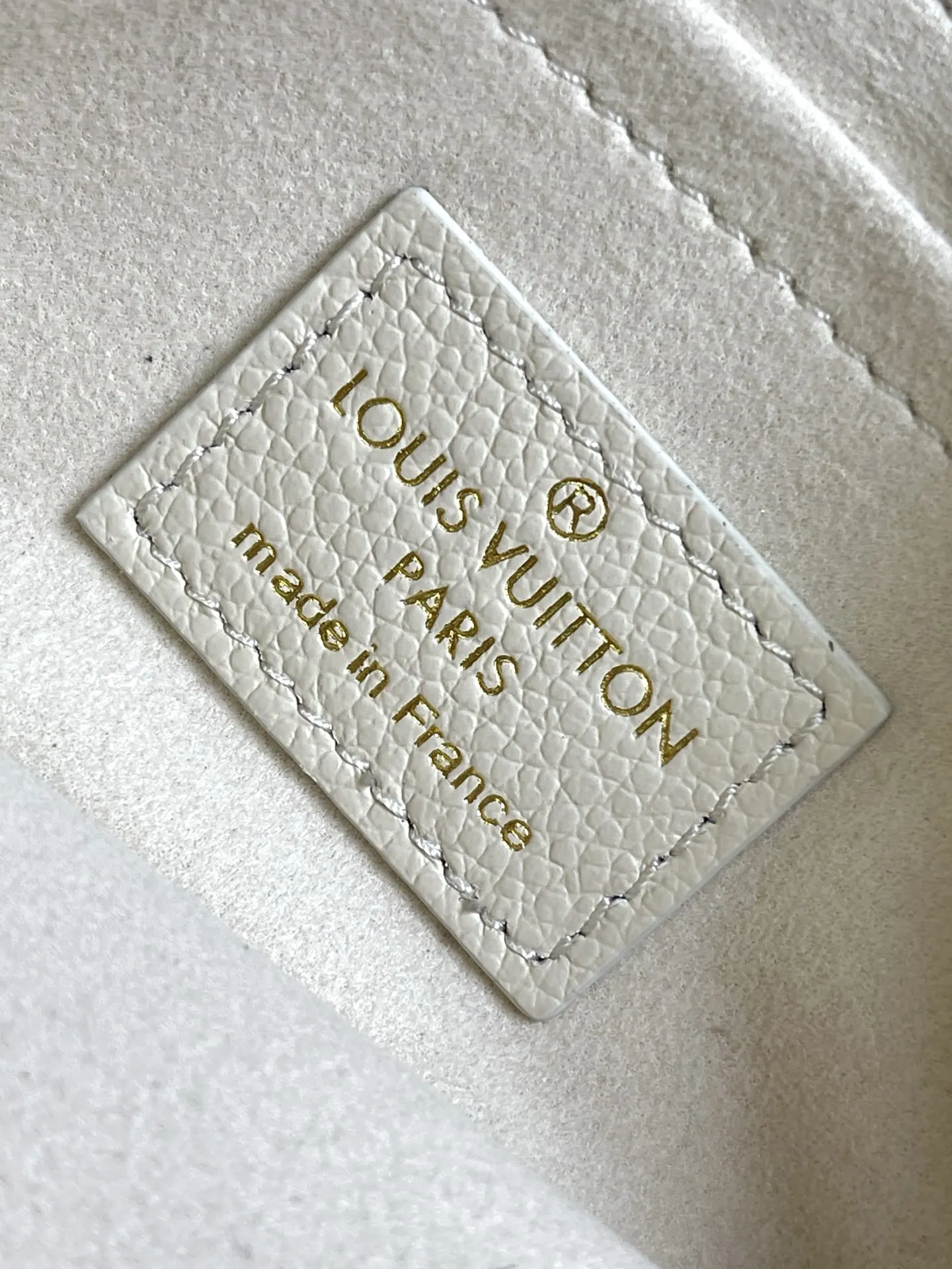 LV Neverfull Mo手拿包 精致手拿款