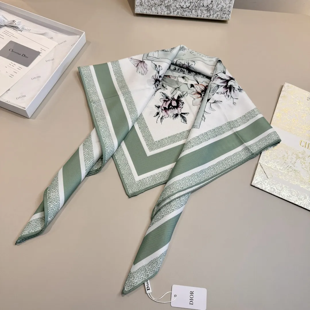 Dior Jacquard Silk Scarf Exquisite Accessories Image 6 Dior Jacquard Silk Scarf Exquisite Accessories Image 6
