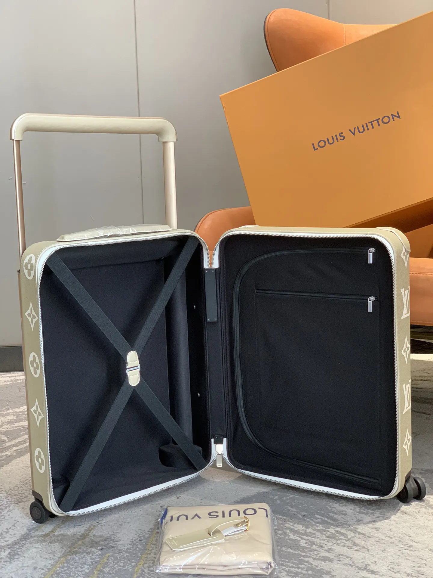 灰色 銀色 行李箱 旅行拉杆款 輕便出行款