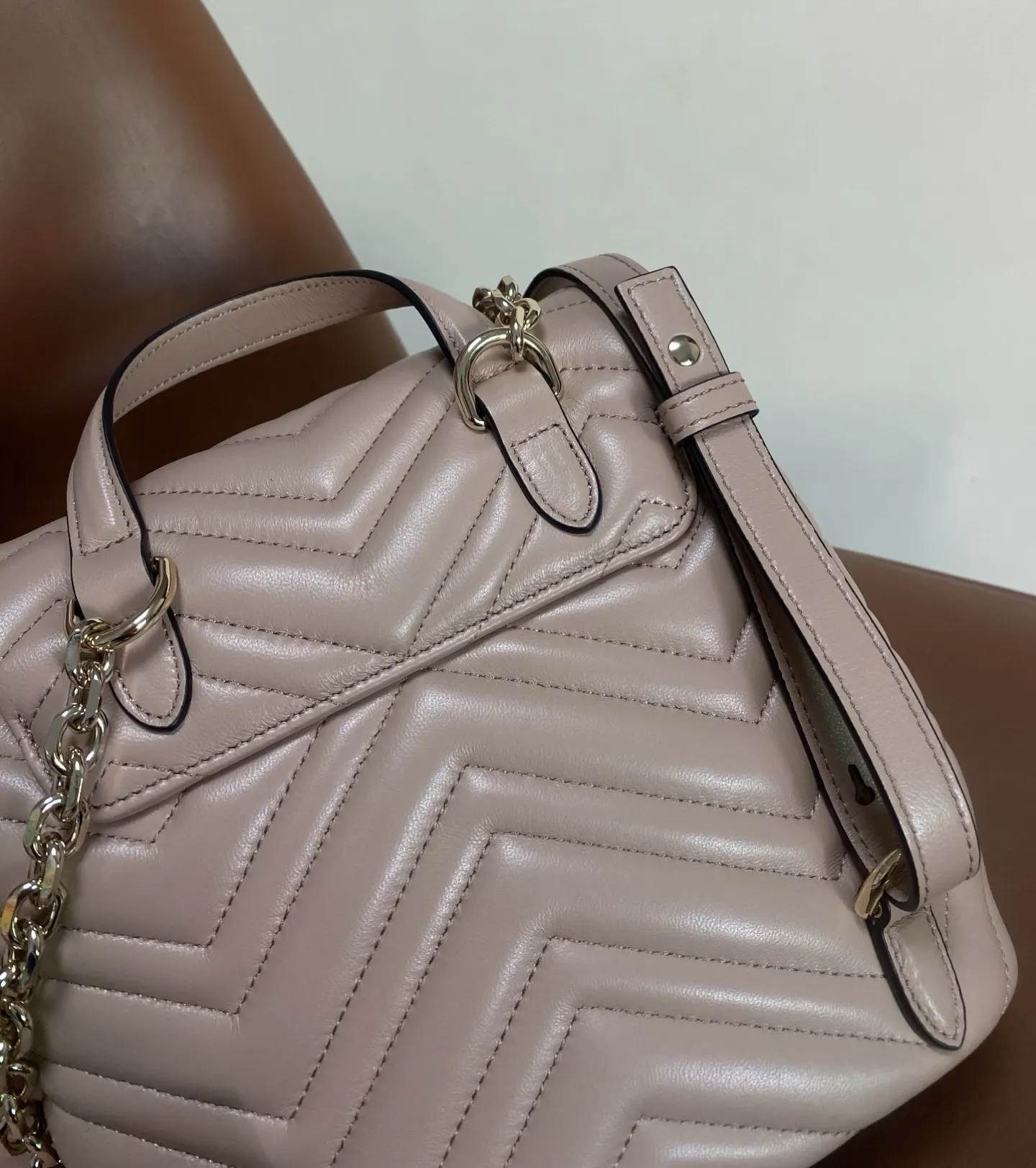 Gucci Marmont 羊皮 雙肩包 实用雙肩款