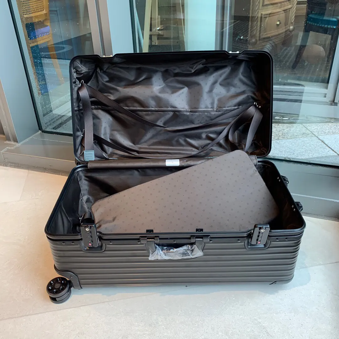 黑色 銀色 日默瓦rimowa運動版鋁合金 无极变速弹跳拉杆 德 行李箱 旅行拉杆款 輕便出行款