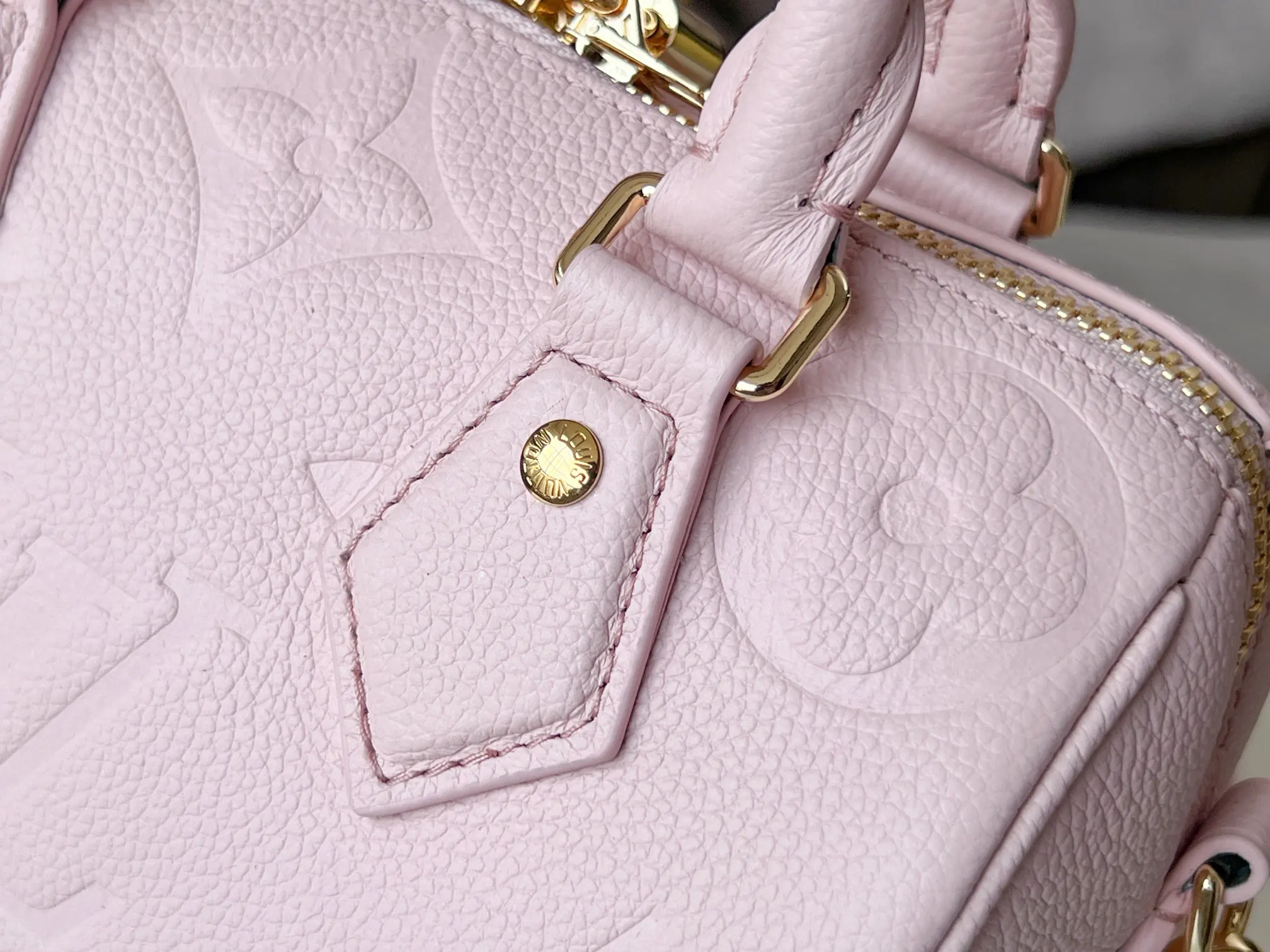 LV Speedy 牛皮 行李箱 旅行拉杆款 輕便出行款