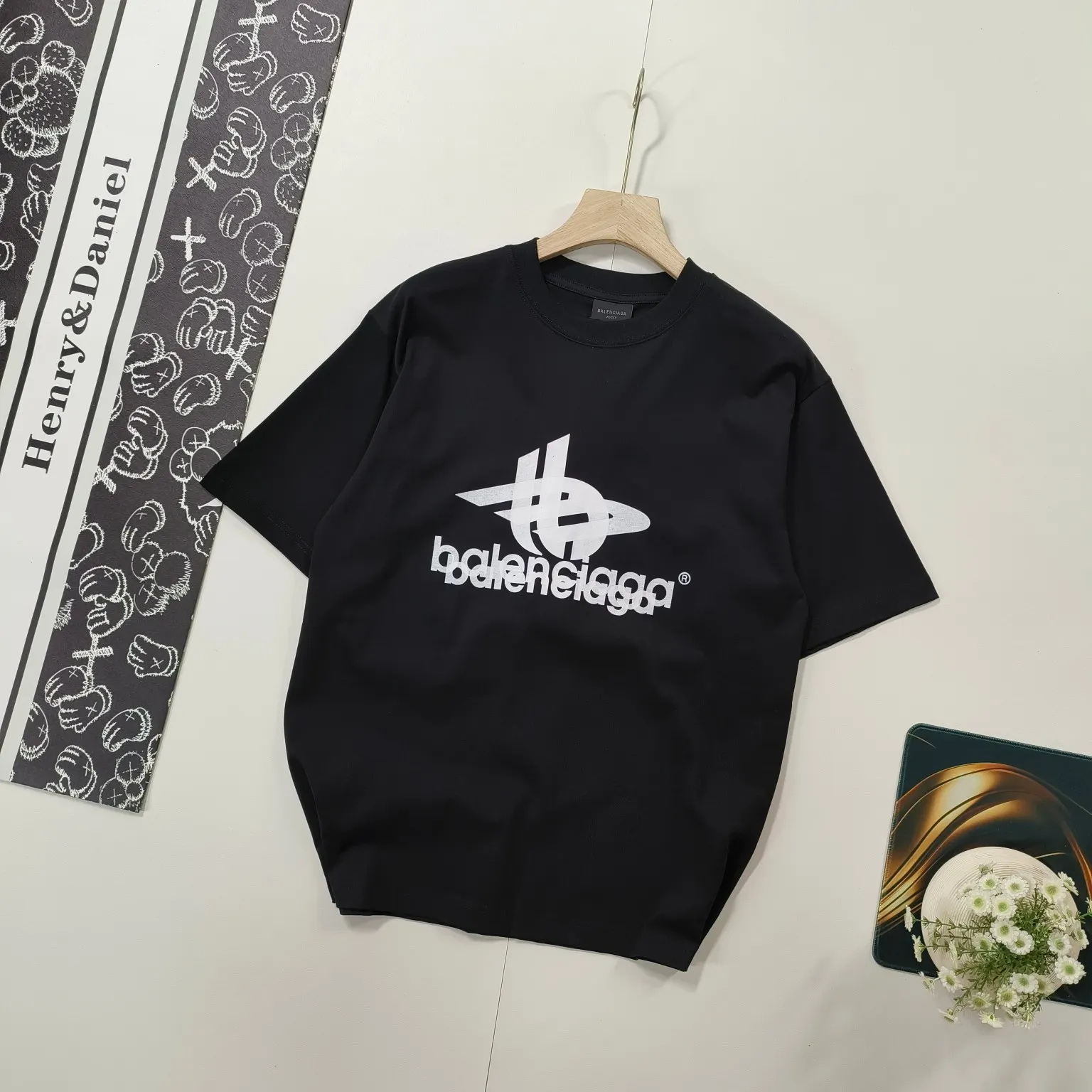 Balenciaga 黑色 純棉 Logo 短袖T恤(數字2) Balenciaga 黑色 純棉 Logo 短袖T恤(數字2)