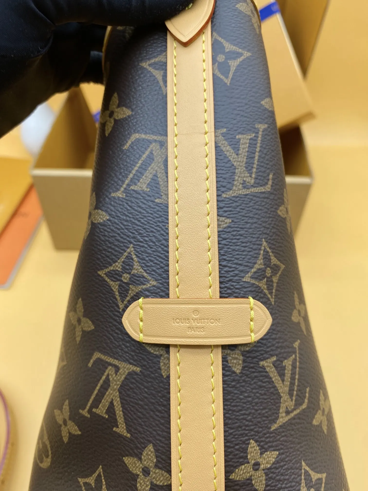 LV accessories single item Image 4 LV accessories single item Image 4