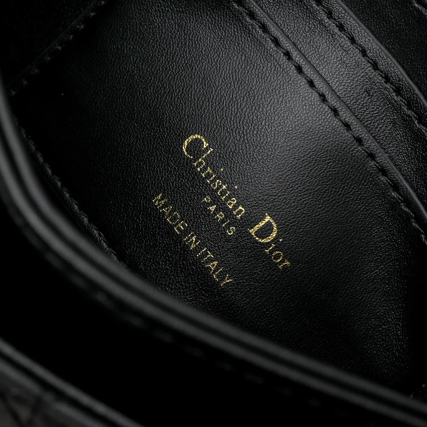 Dior 黑色 白色 羊皮 鏈條包 精致鏈條款(數字9) Dior 黑色 白色 羊皮 鏈條包 精致鏈條款(數字9)