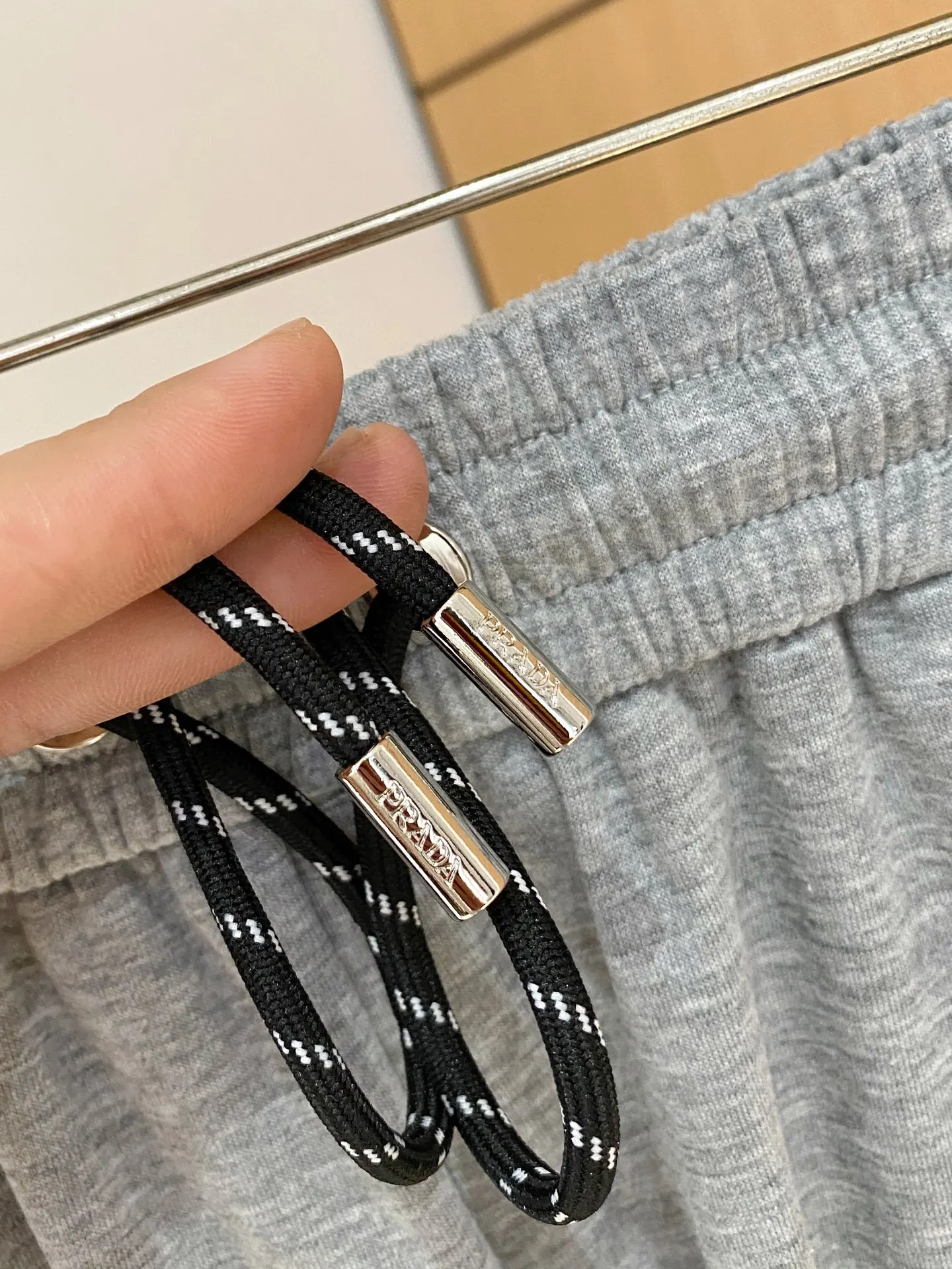 Prada 短裤 休闲宽松