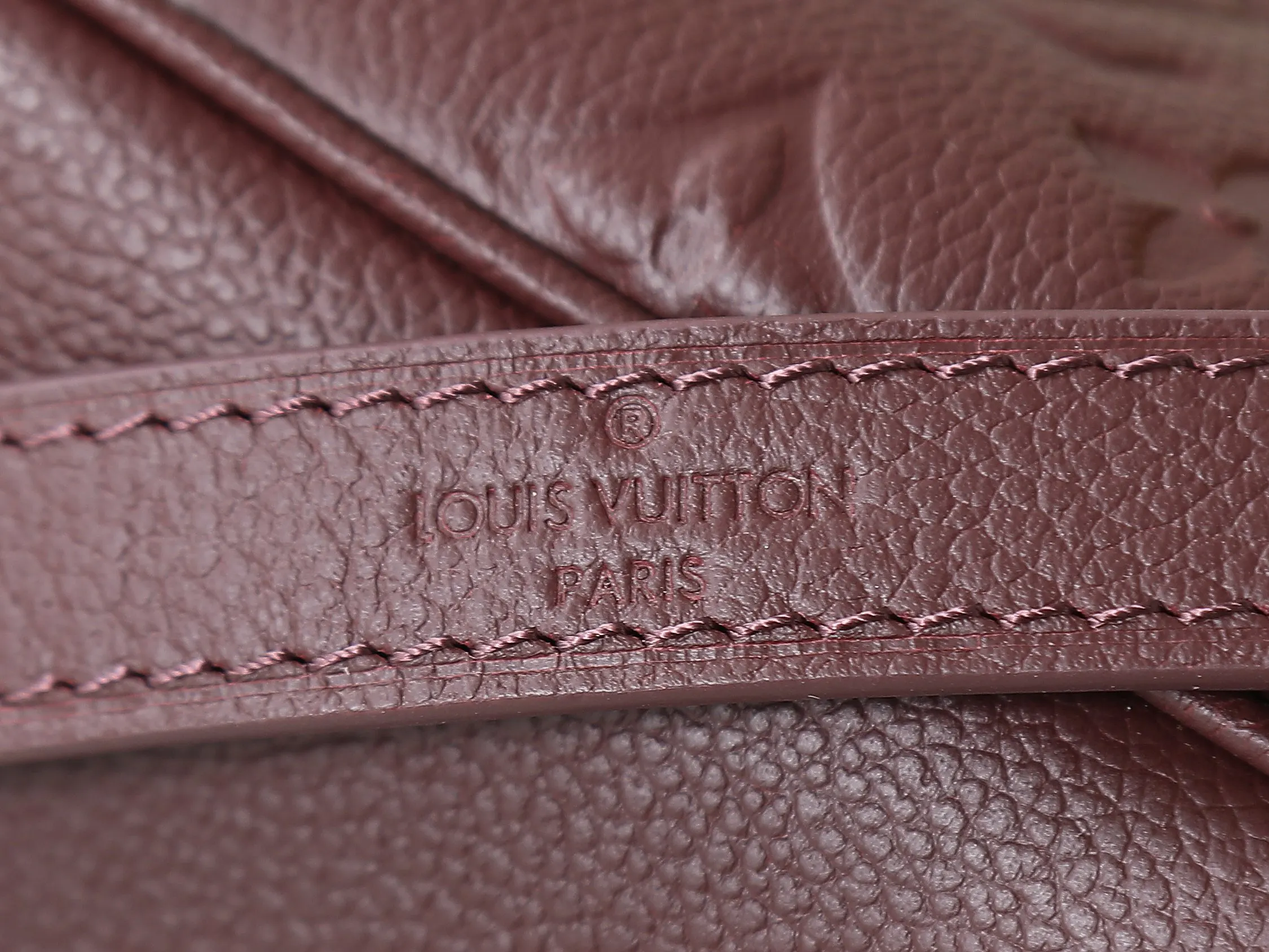 LV Brown Embossed Chain Underarm Bag Image 11