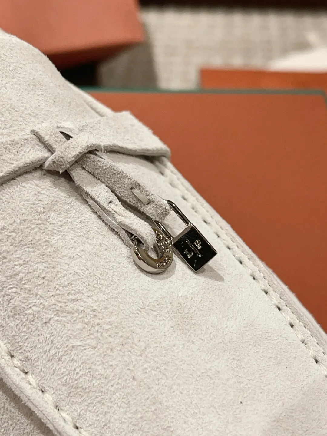 Loro Piana SS Sneakers Casual Versatile Style Image 7 Loro Piana SS Sneakers Casual Versatile Style Image 7