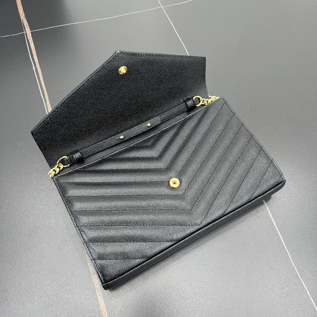 Chain Bag Leather