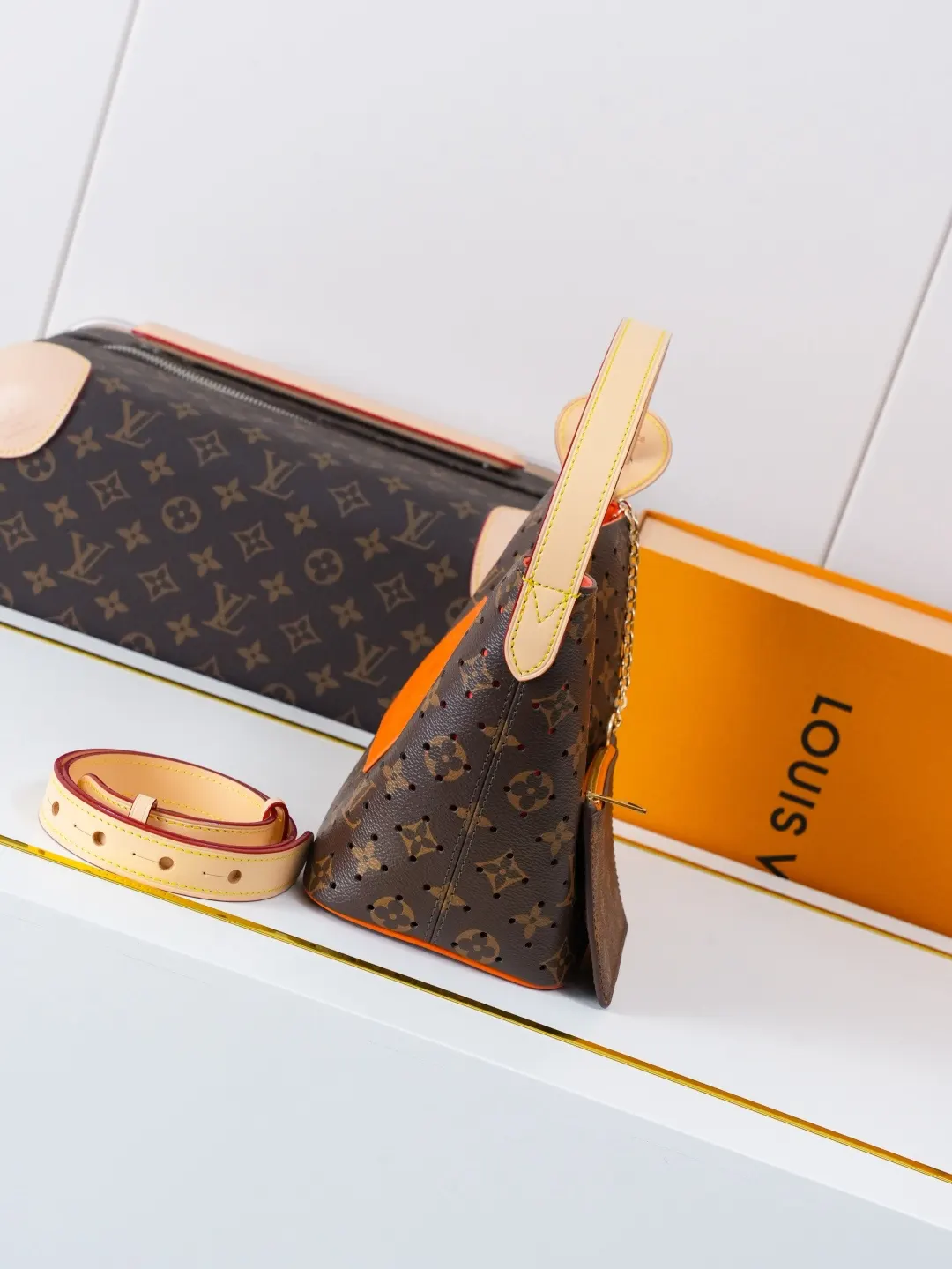Organizer Pouch Travel Leather