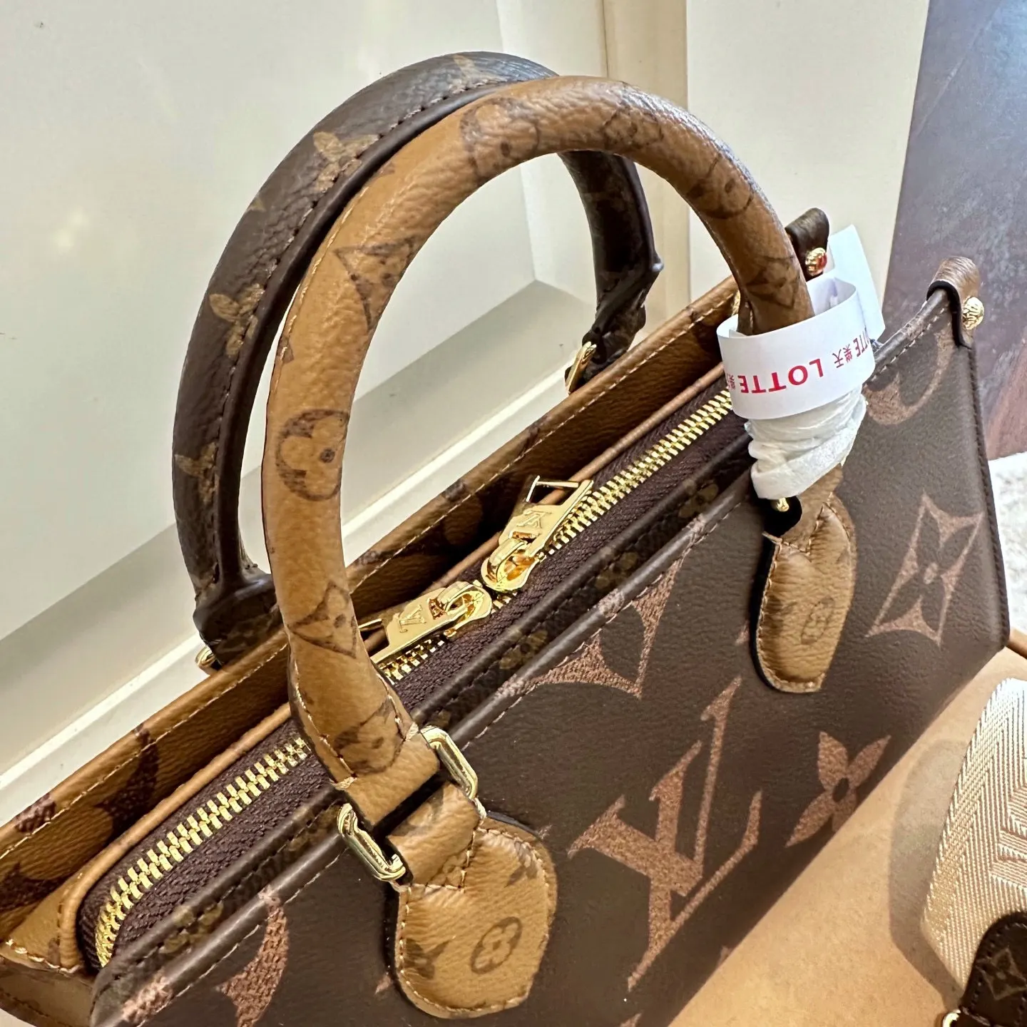 LV 牛皮 双盒 牛皮 Onthego East 托特包 大容量托特款