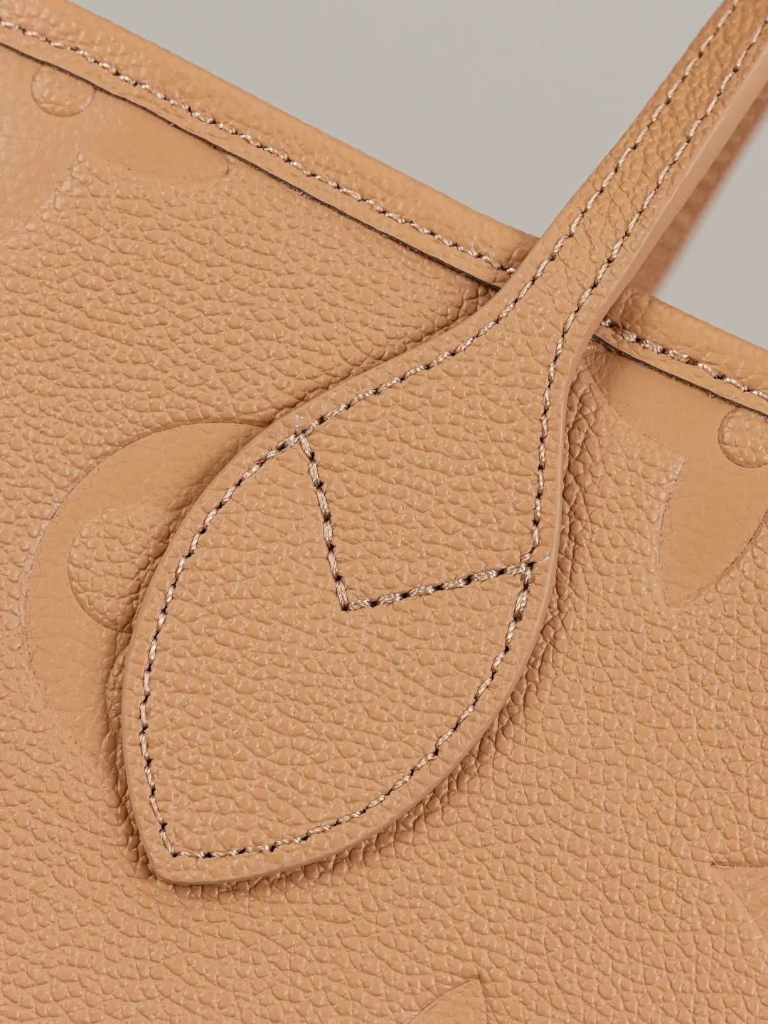 Neverfull 牛皮 托特包 大容量托特款
