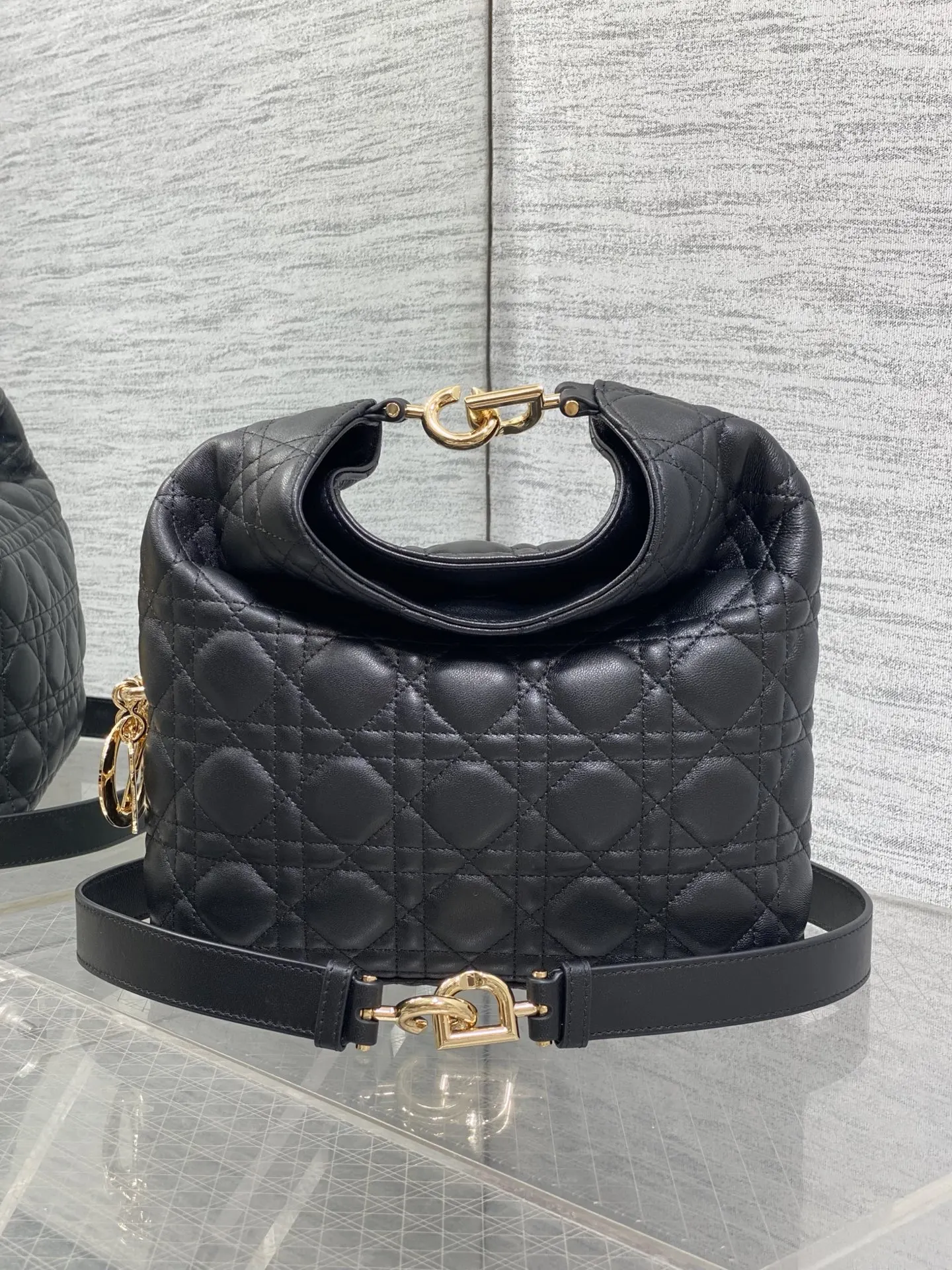 Dior 黑色羊皮包包 手提斜挎 手提包