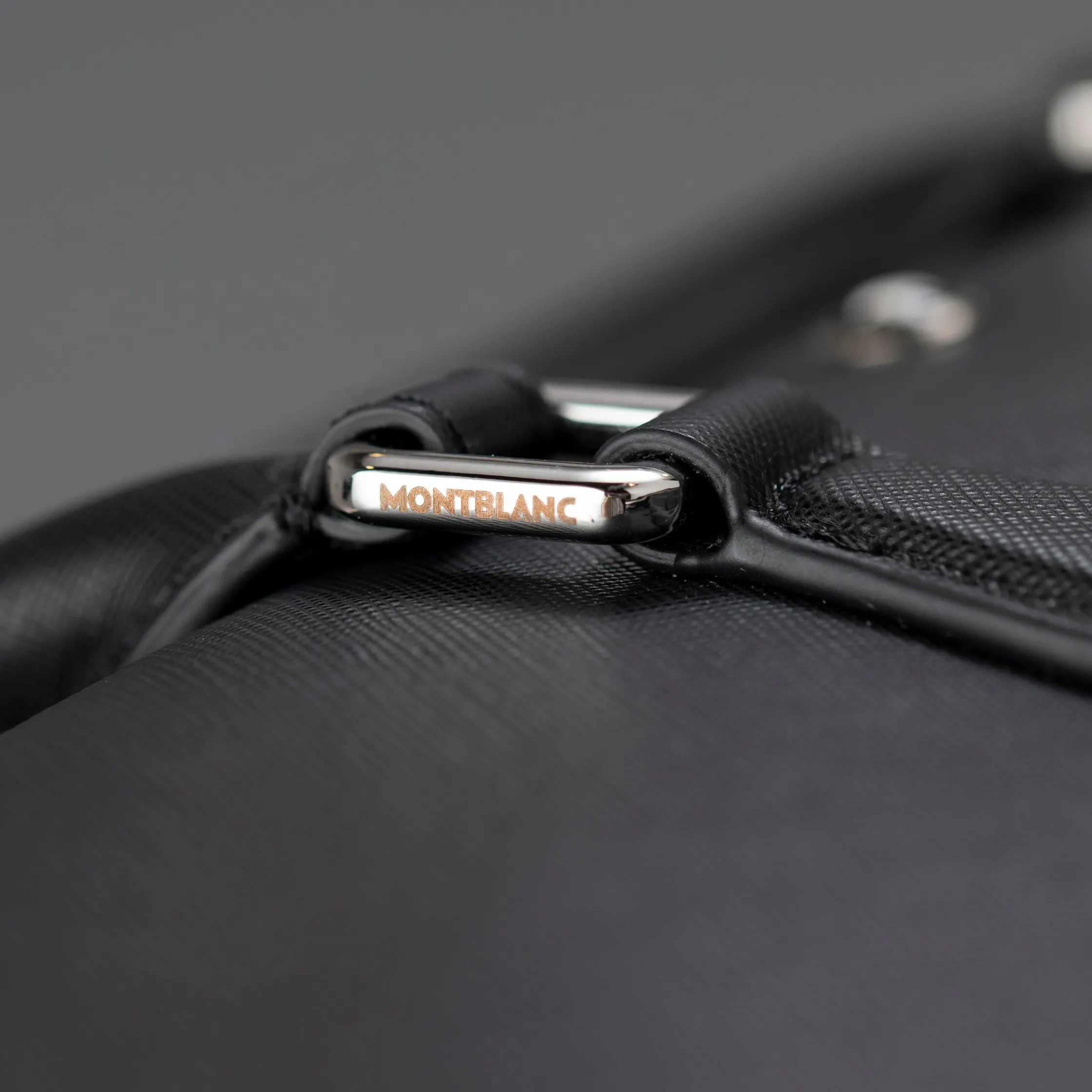 牛皮 MONTBLANC 全新万宝龙匠心系列中号公文包 型 商务通勤款