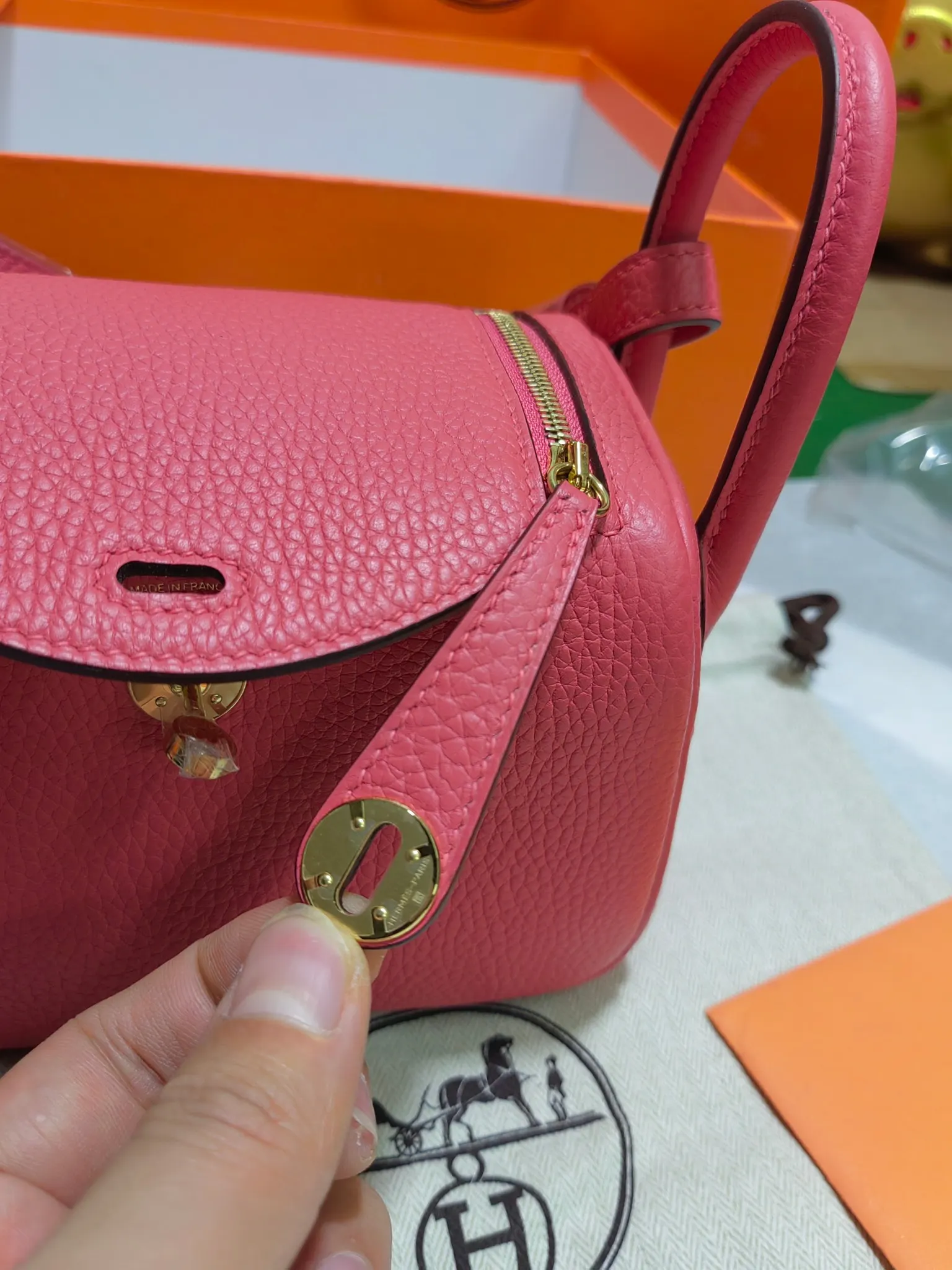 Hermès Lindy Top Handle Bag Classic Leather