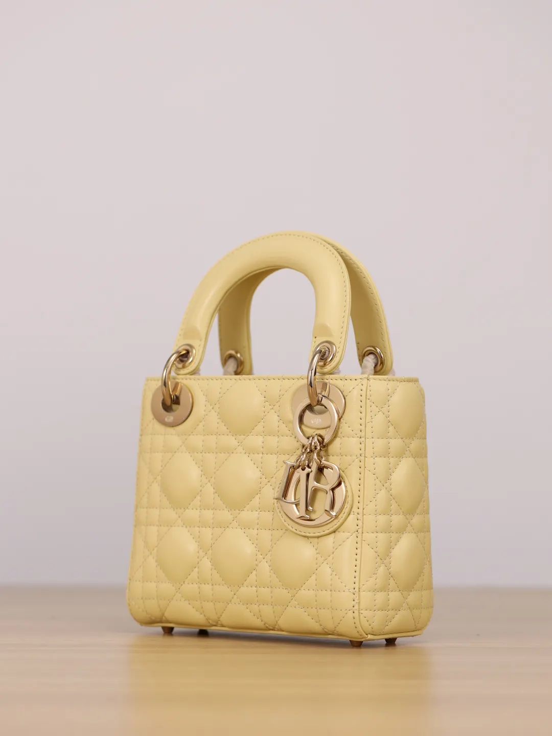 Dior Lady Dior 迷你 米色 皮革 手提包