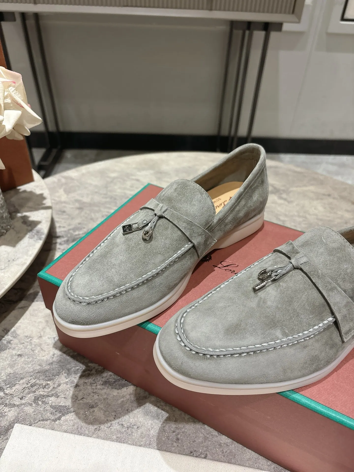 Loro Piana 乐福鞋 休闲百搭款 款02