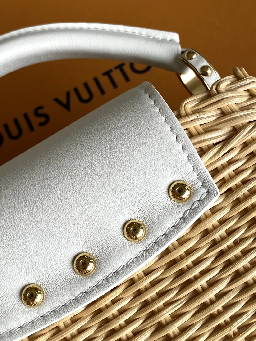 LV Capucines 黑色 棕色 牛皮 收納包 旅行收納款
