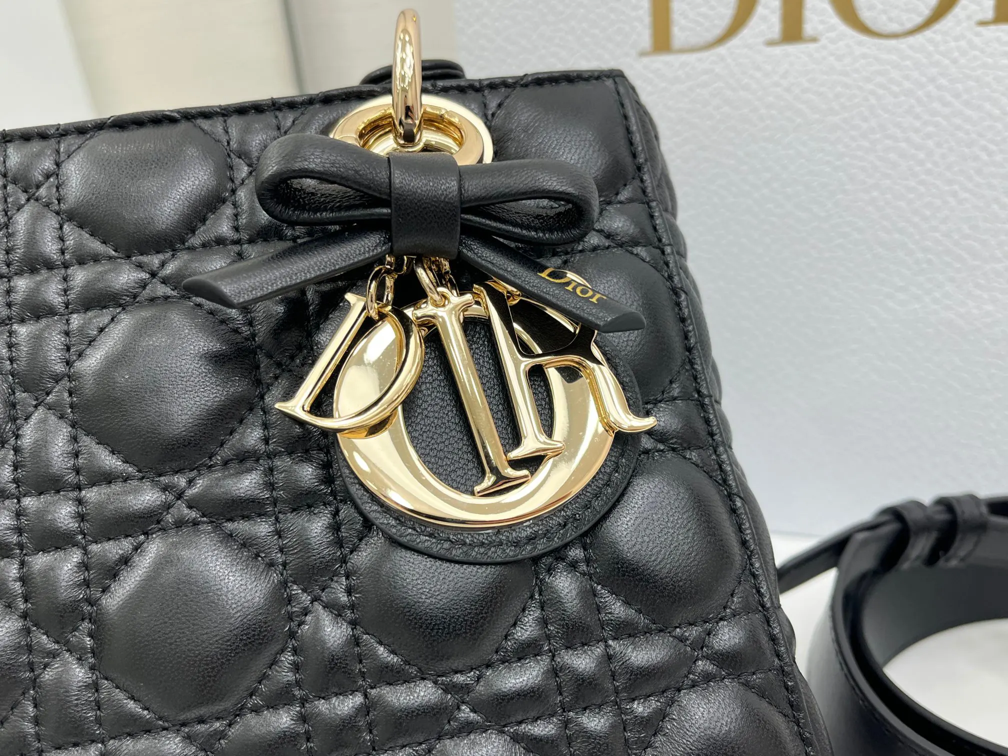Dior Lady 手提包 黑色