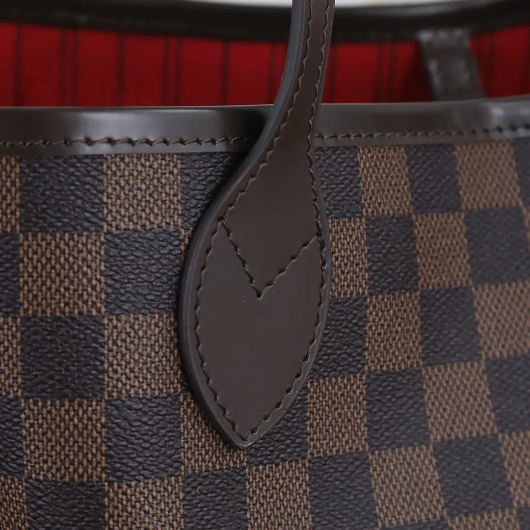 LV Neverfull 帆布 手拿包 精致手拿款