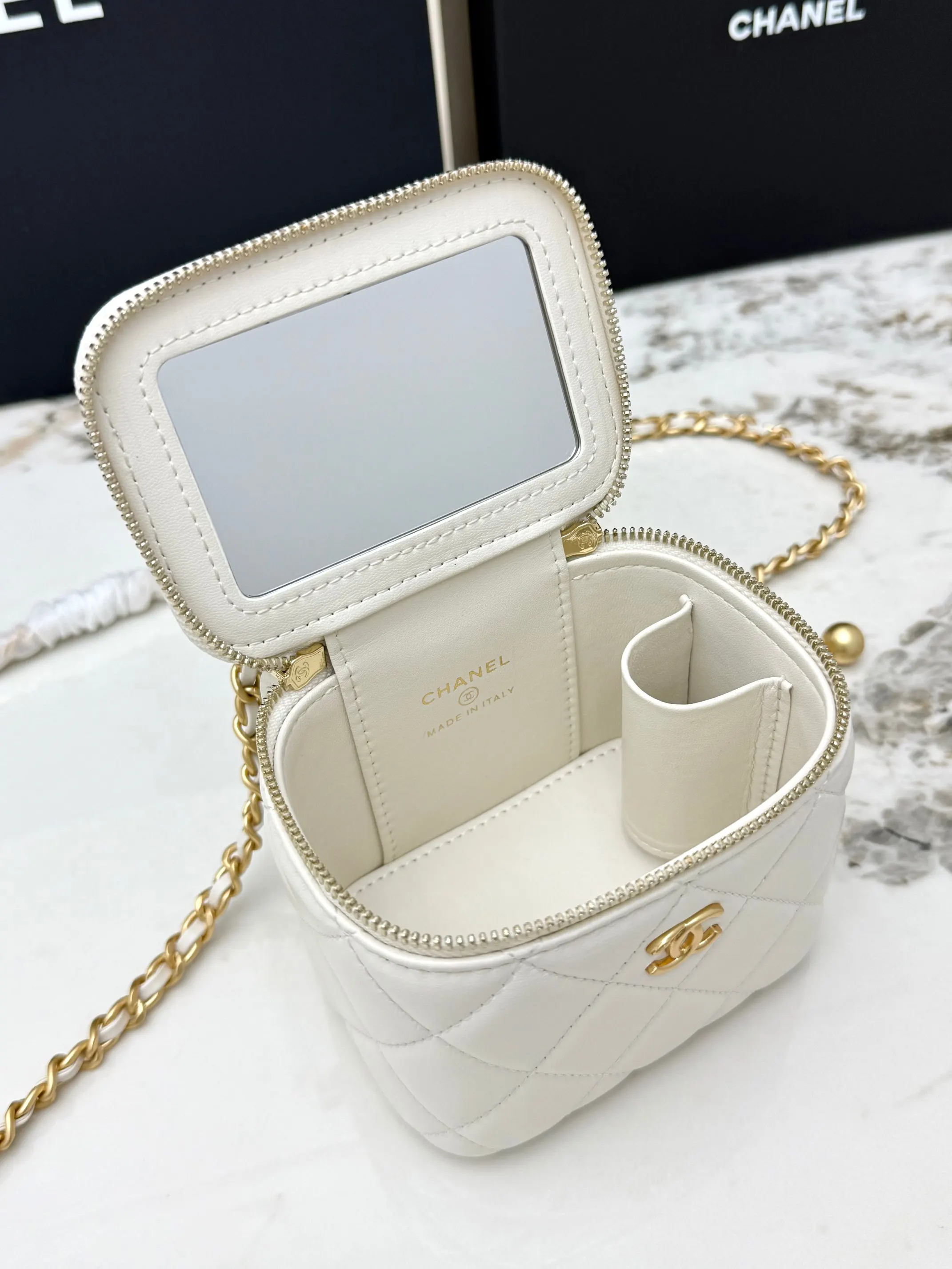 CHANEL 金色 羊皮 链条包 精致链条款