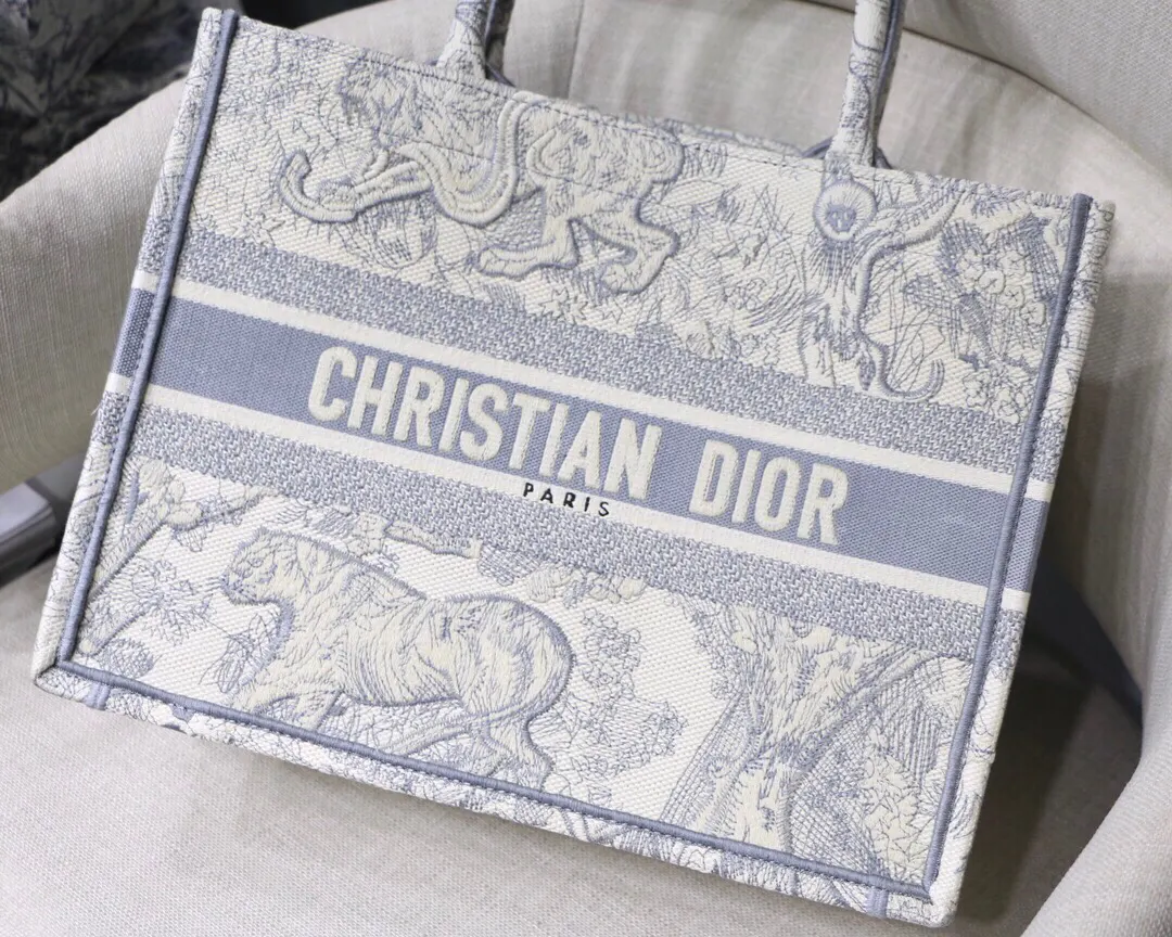 Dior 有多受追捧已然 旅行包 大容量旅行款